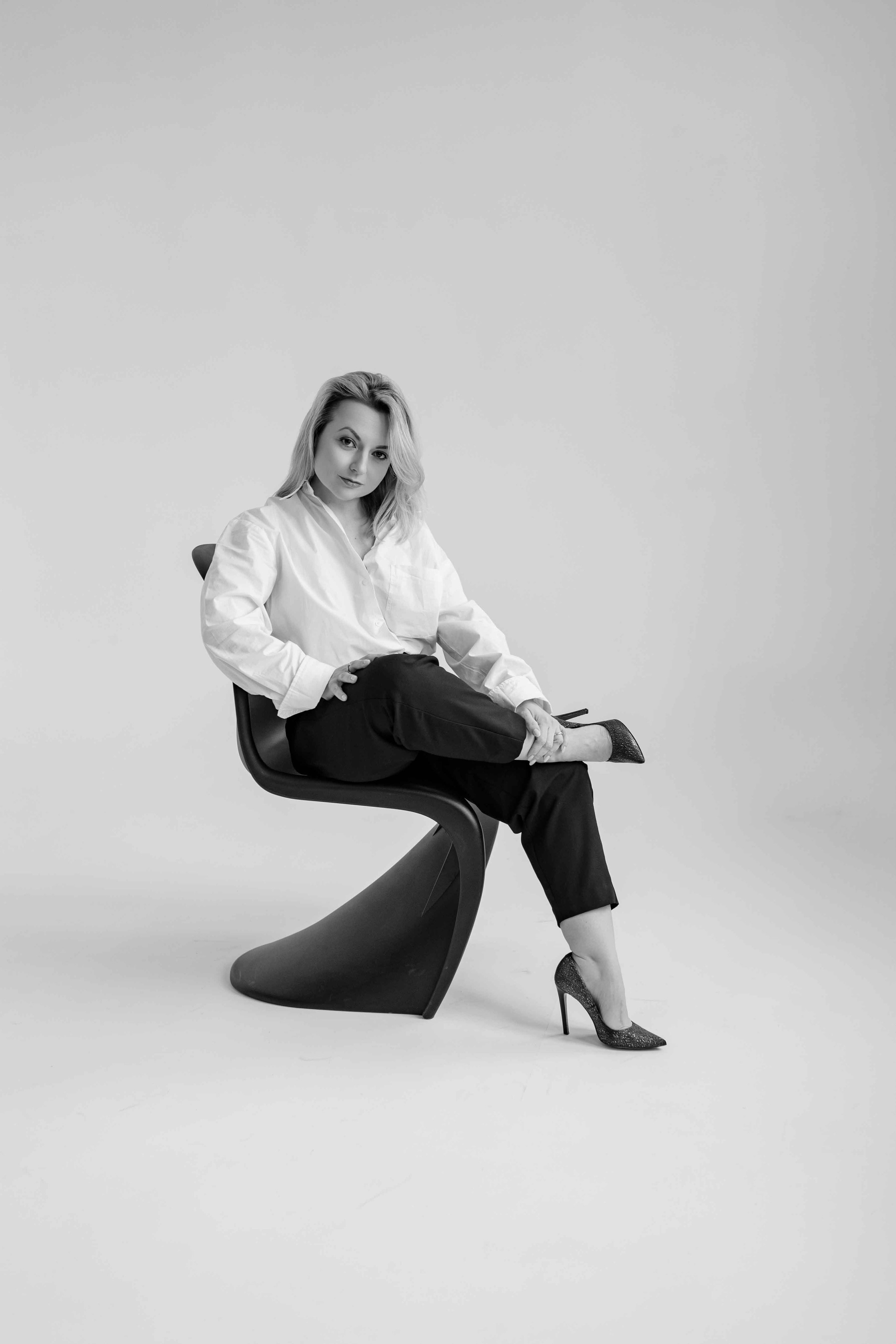 Laura. Cristina Andronache fotograf Brașov fotograf de familie fotograf de nunta Brașov