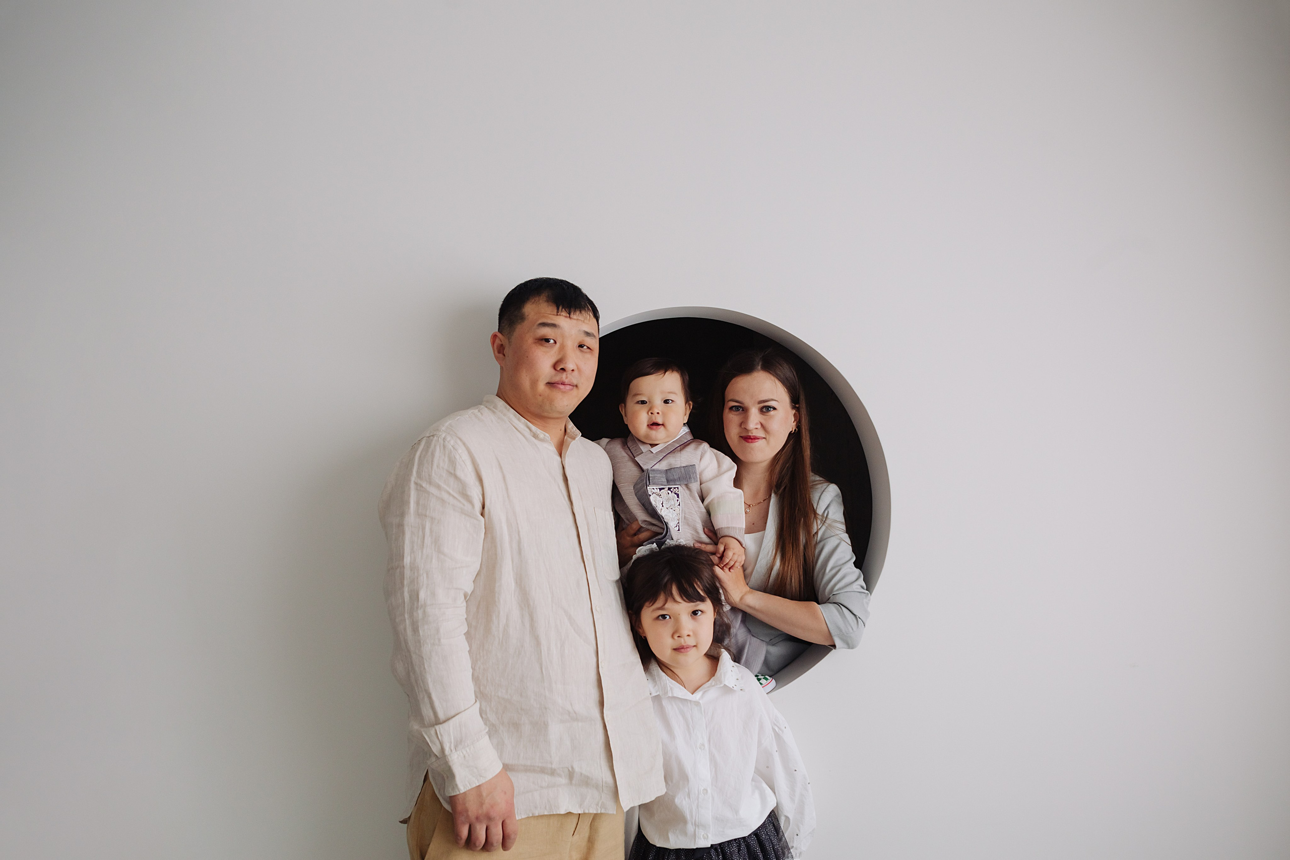 Тимофей в студии. Фотограф беременности, ньюборн и годовасиков в Корее Жанна Хан