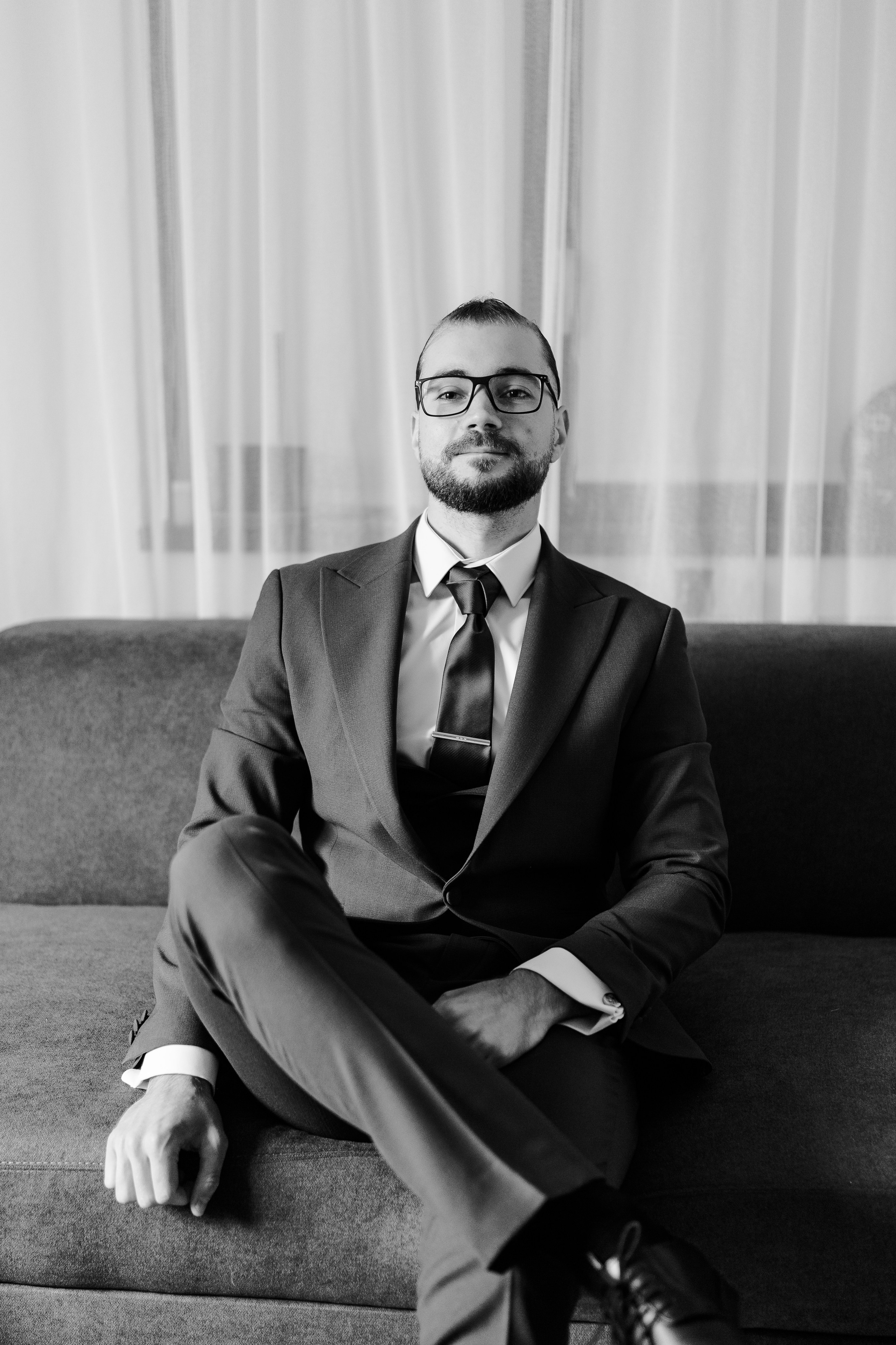 Iulia & George. Alin Lozovanu — Fotograf de Nuntă Iași