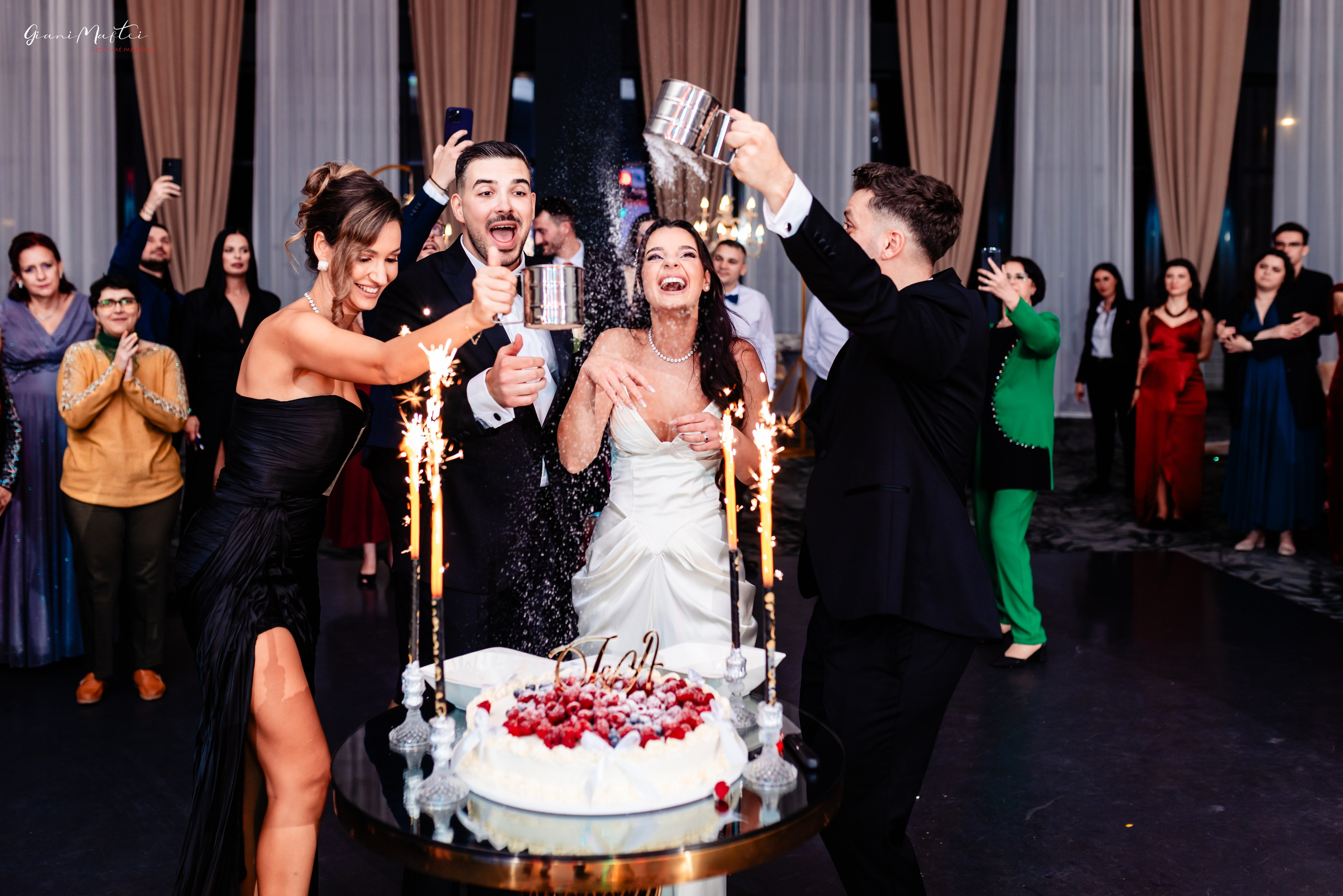 Iulia & Razvan. Giani Maftei