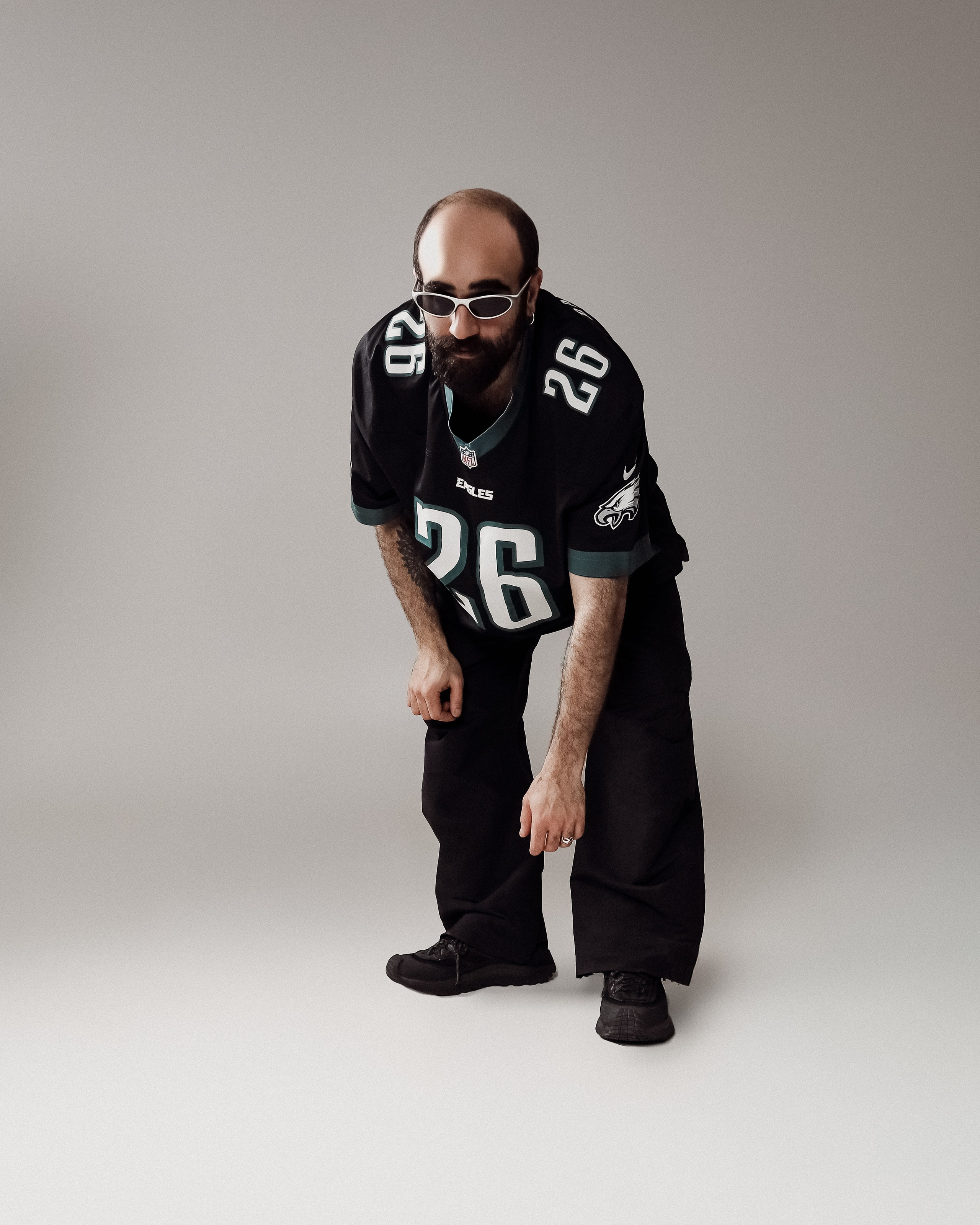 Studio (taron). Asmikiam