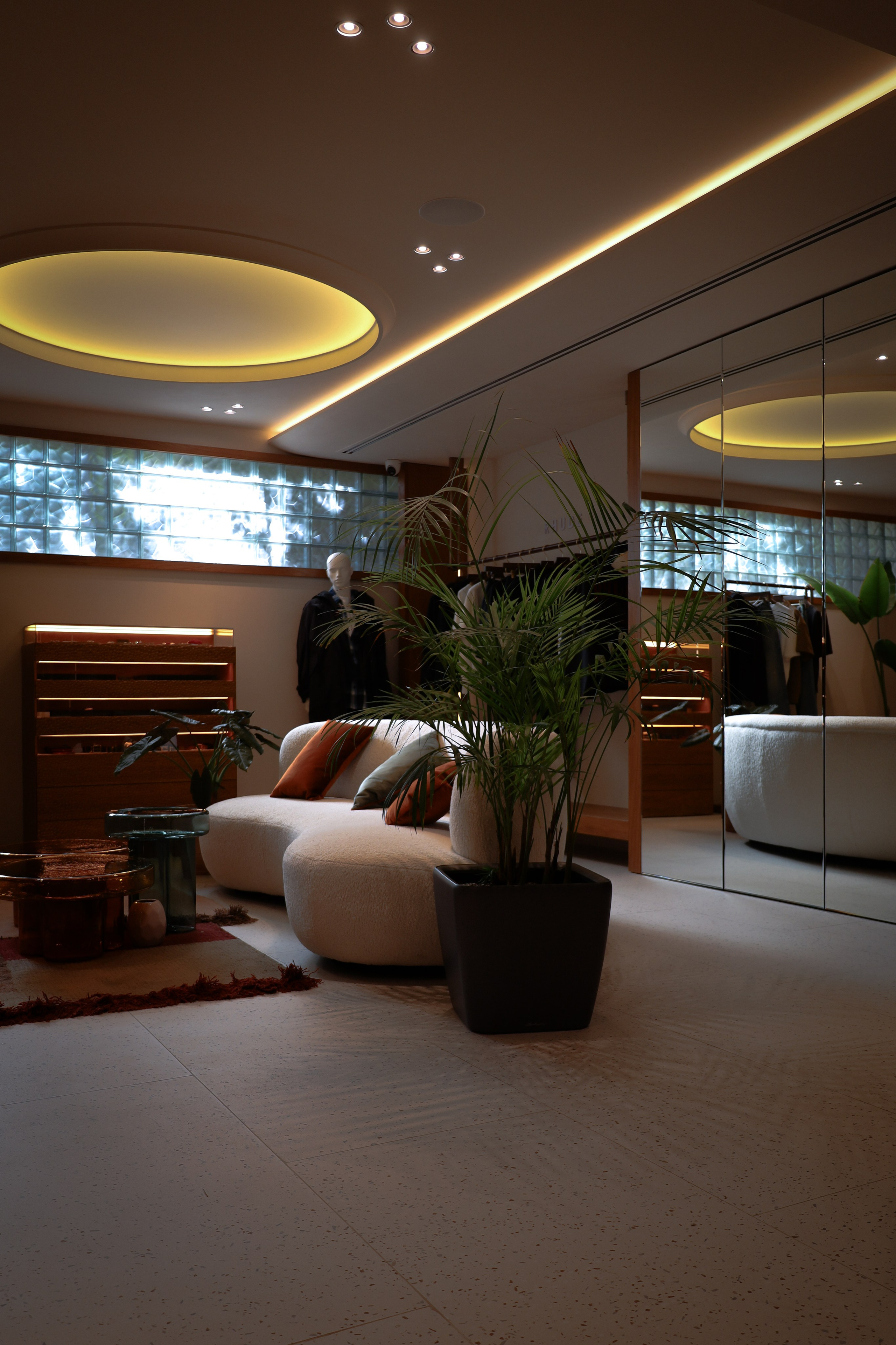 Events & factory reportage (rien-à-porter). Asmikiam