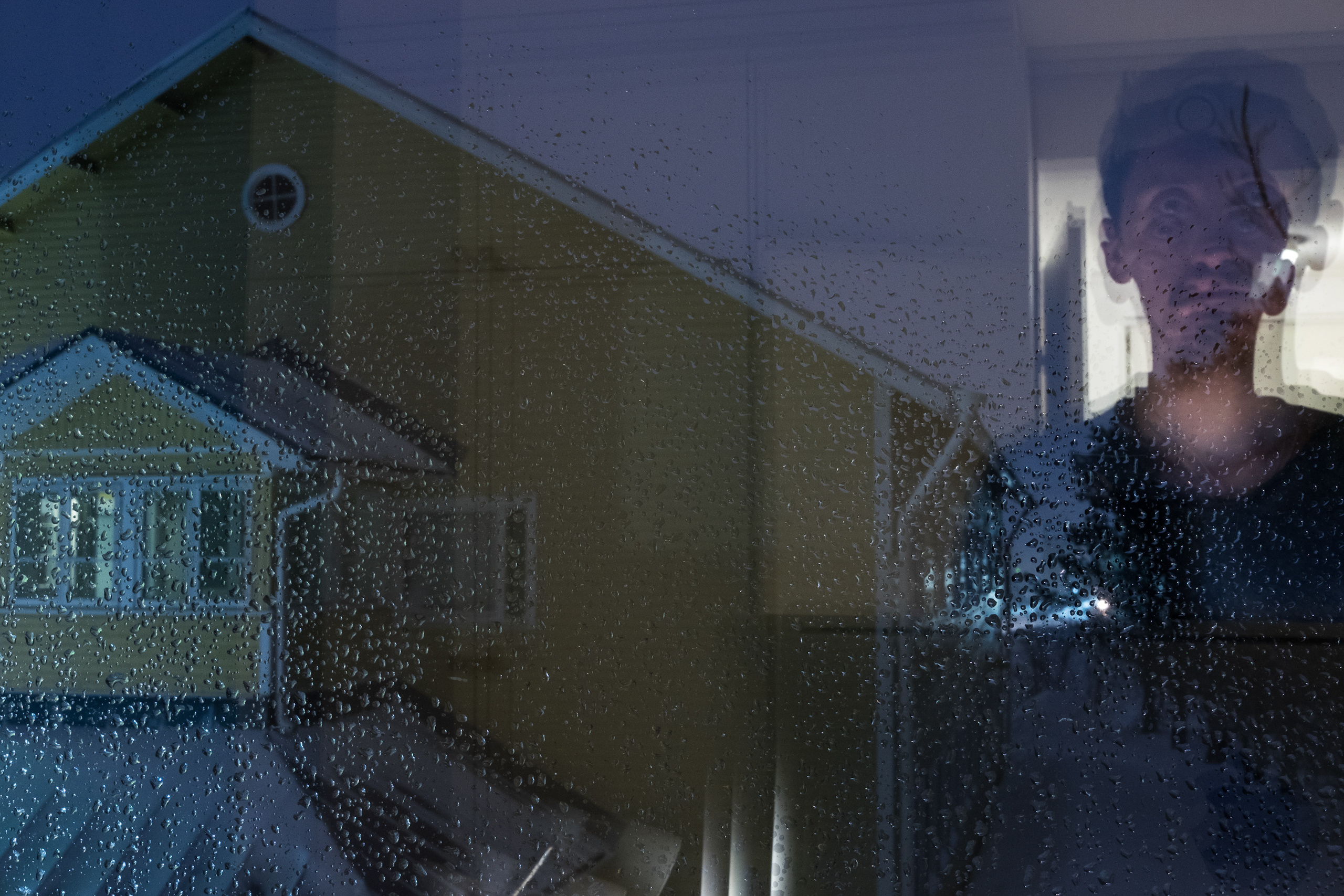 Q_u_a_r_a_n_t_i_n_e_. Main