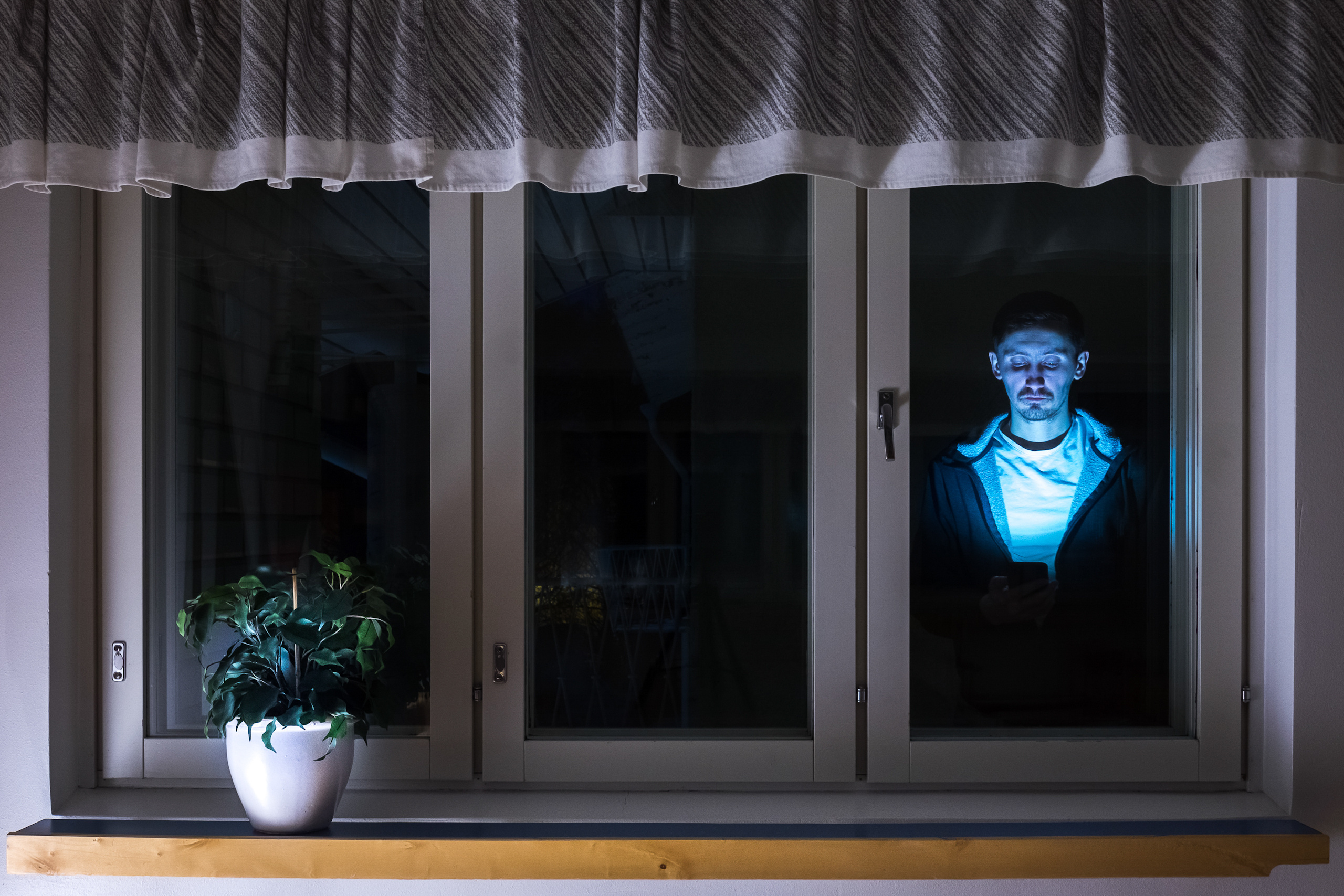 Q_u_a_r_a_n_t_i_n_e_. Main