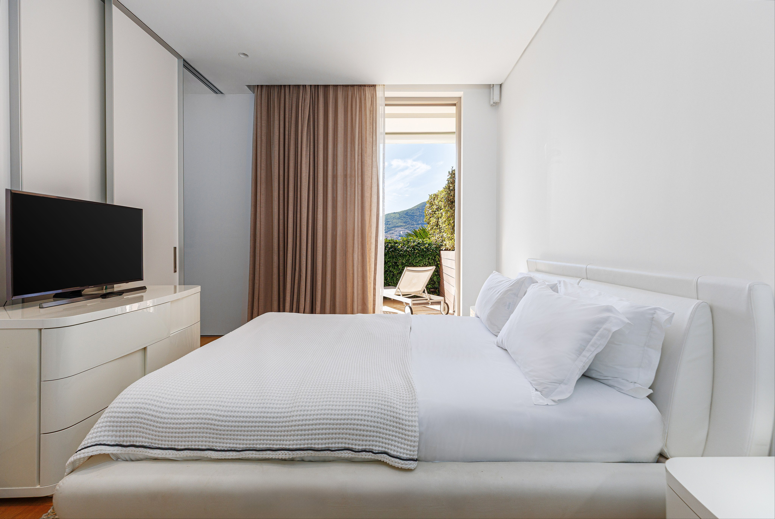 Photographer in Montenegro Andrey Svitaylo