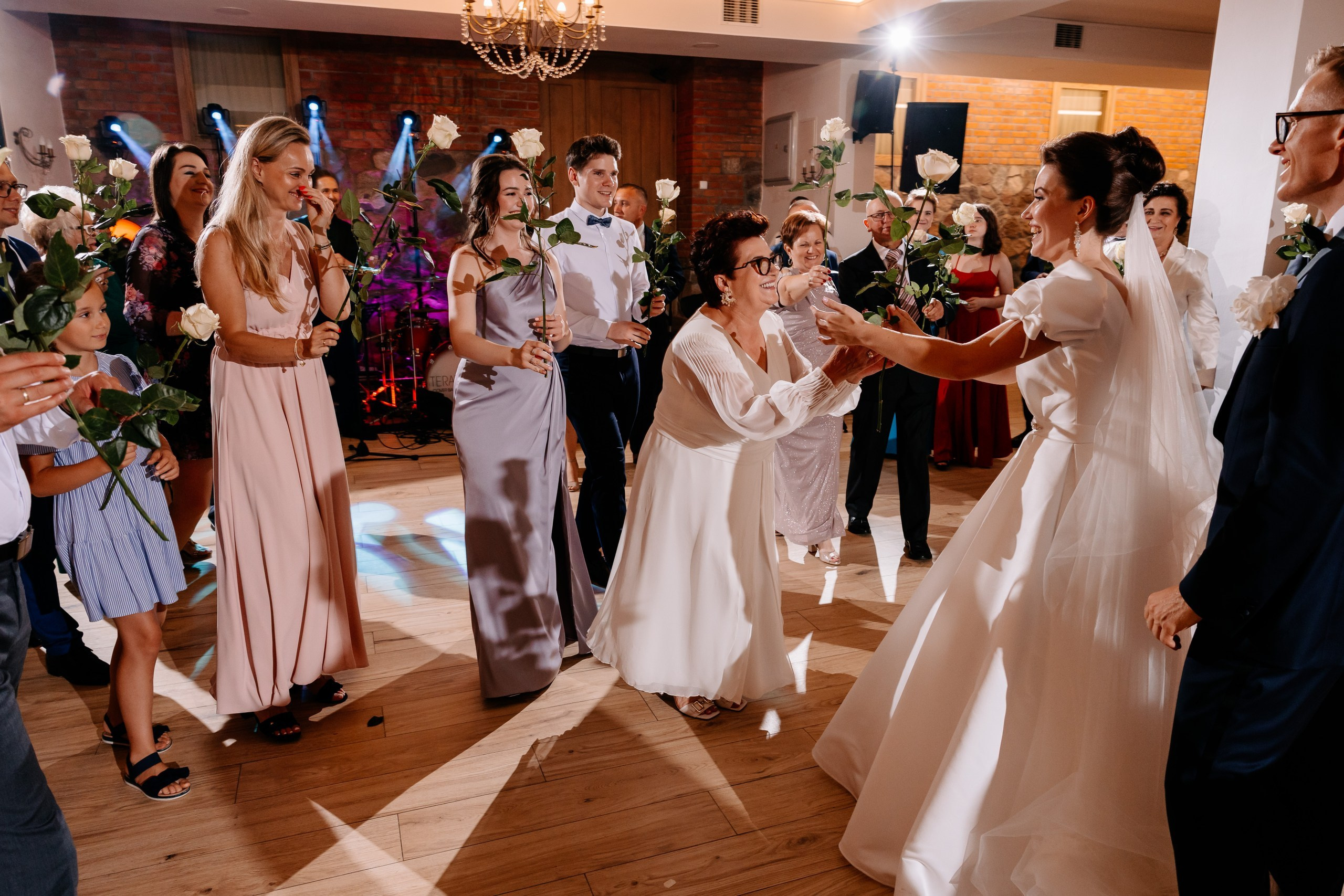 Wiki ♡ Przemek. Fotograf Ślubny Warszawa - Sesje Biznesowe Rodzinne Eventy