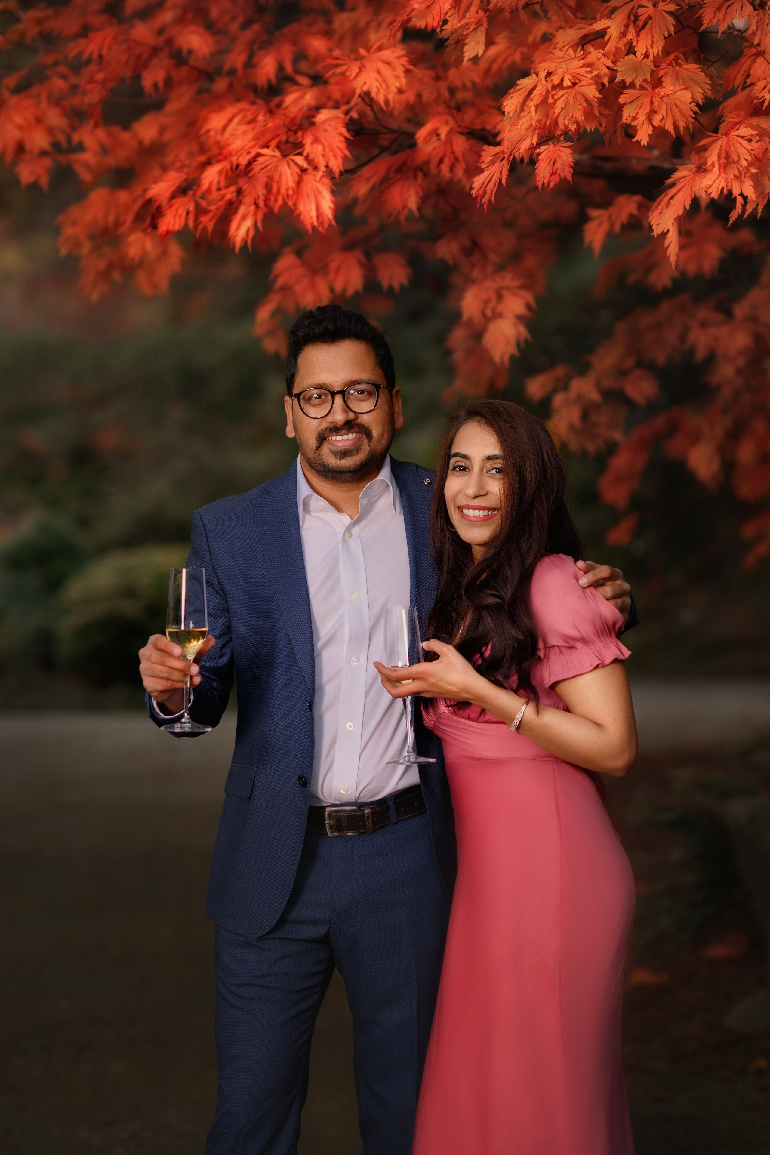 Maalvika with her fiance. Wedding & family photography in Seattle area. Helen Michelle photographer