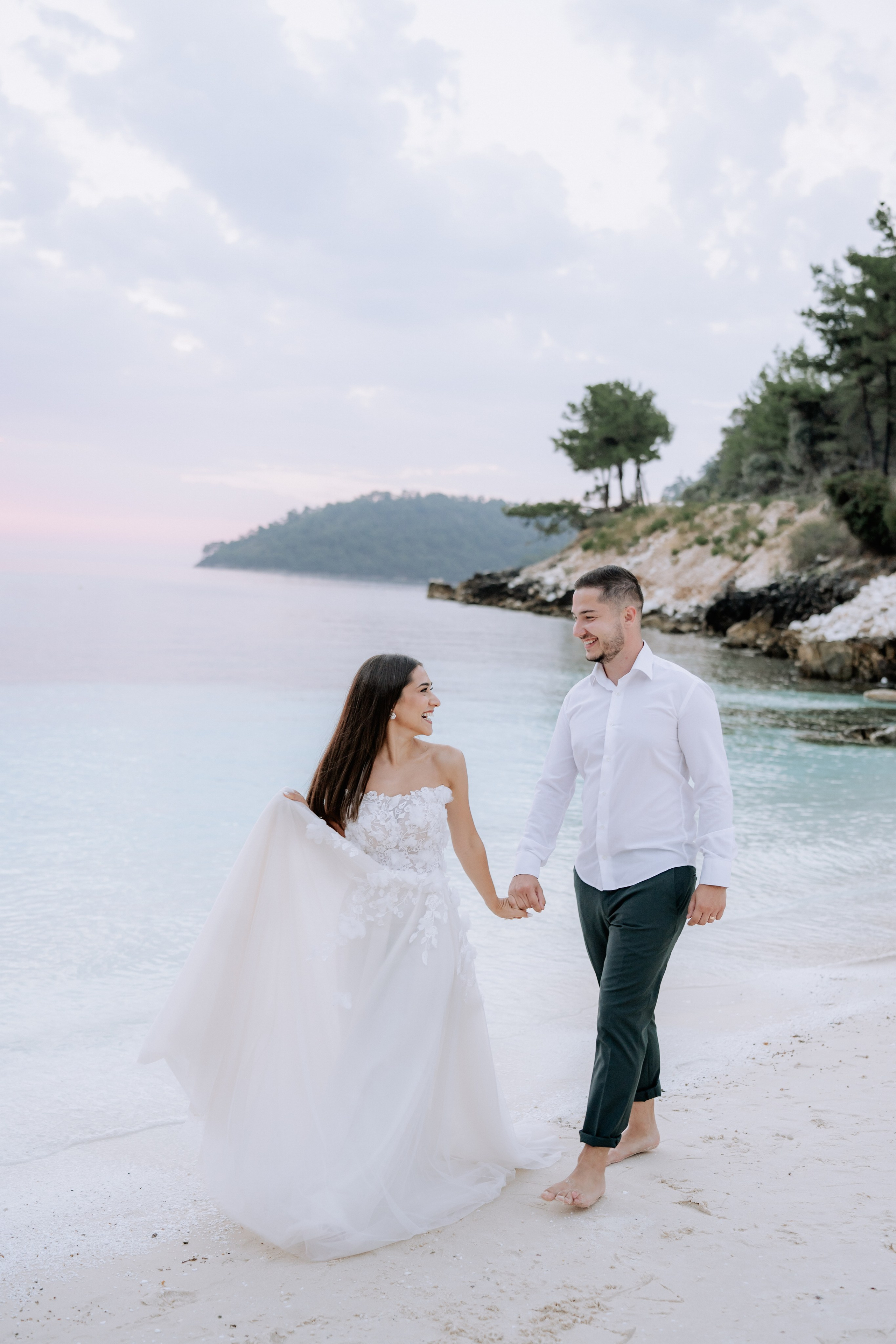 Nunta la Hotel Capitol Iasi. Proud Vision Weddings | Wedding Photography & Film — Servicii profesionale Foto Video Nunta Iasi