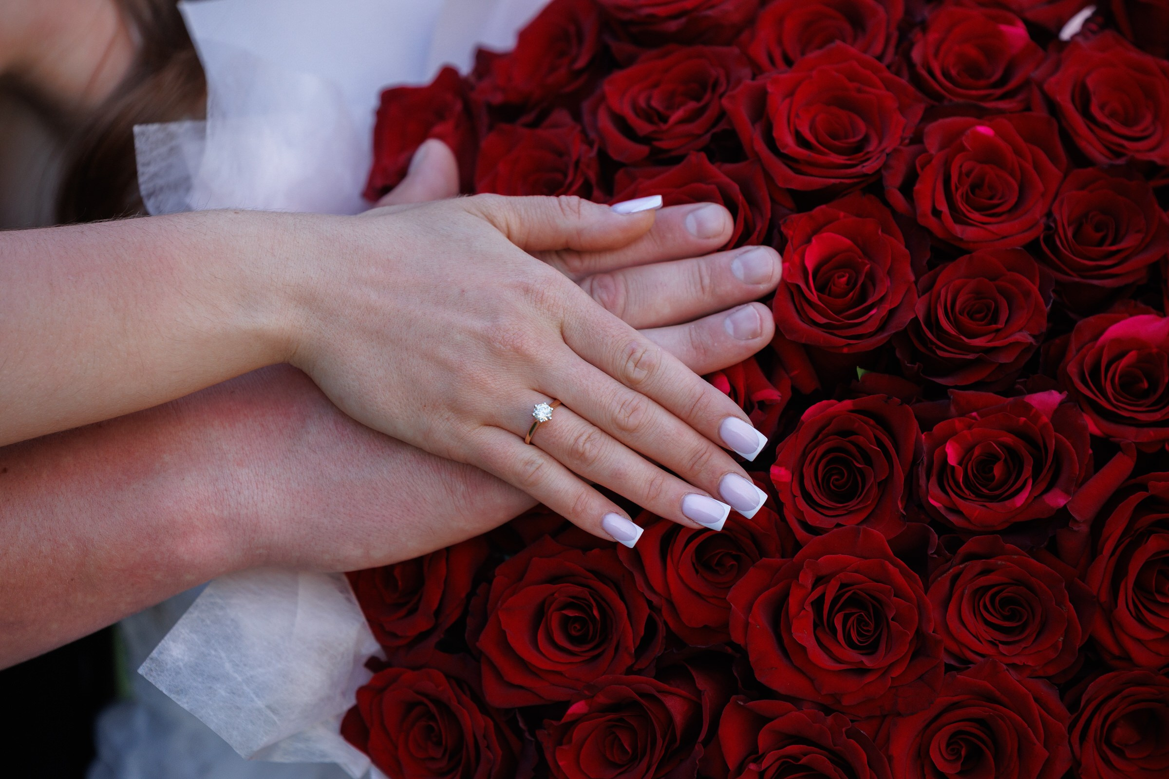 Close-up of engagement ring with a bouquet of 51 roses, Gran Canaria