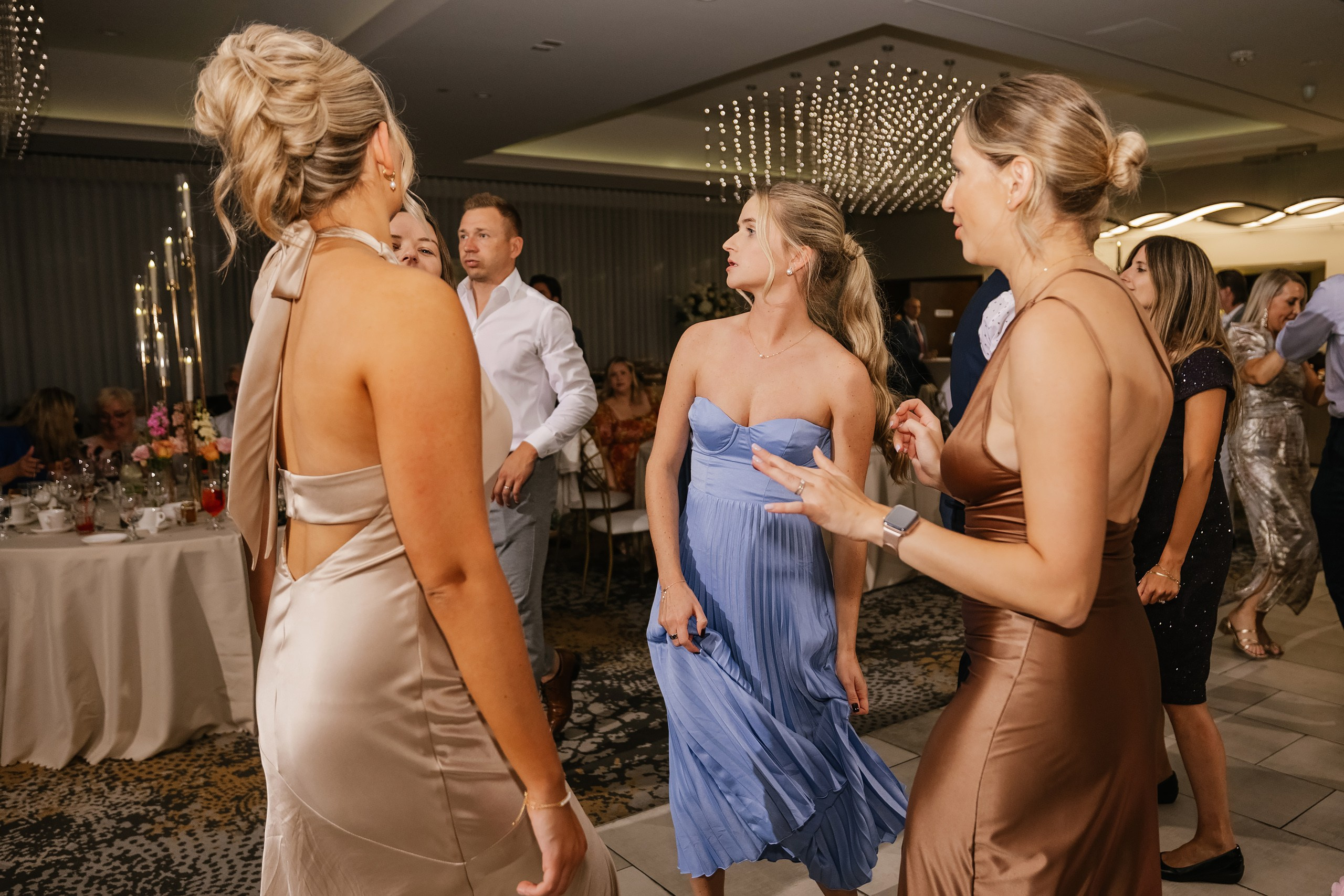 09.06.2025 Wedding. Wedding family event photographer in Chicago Nick Yushevich