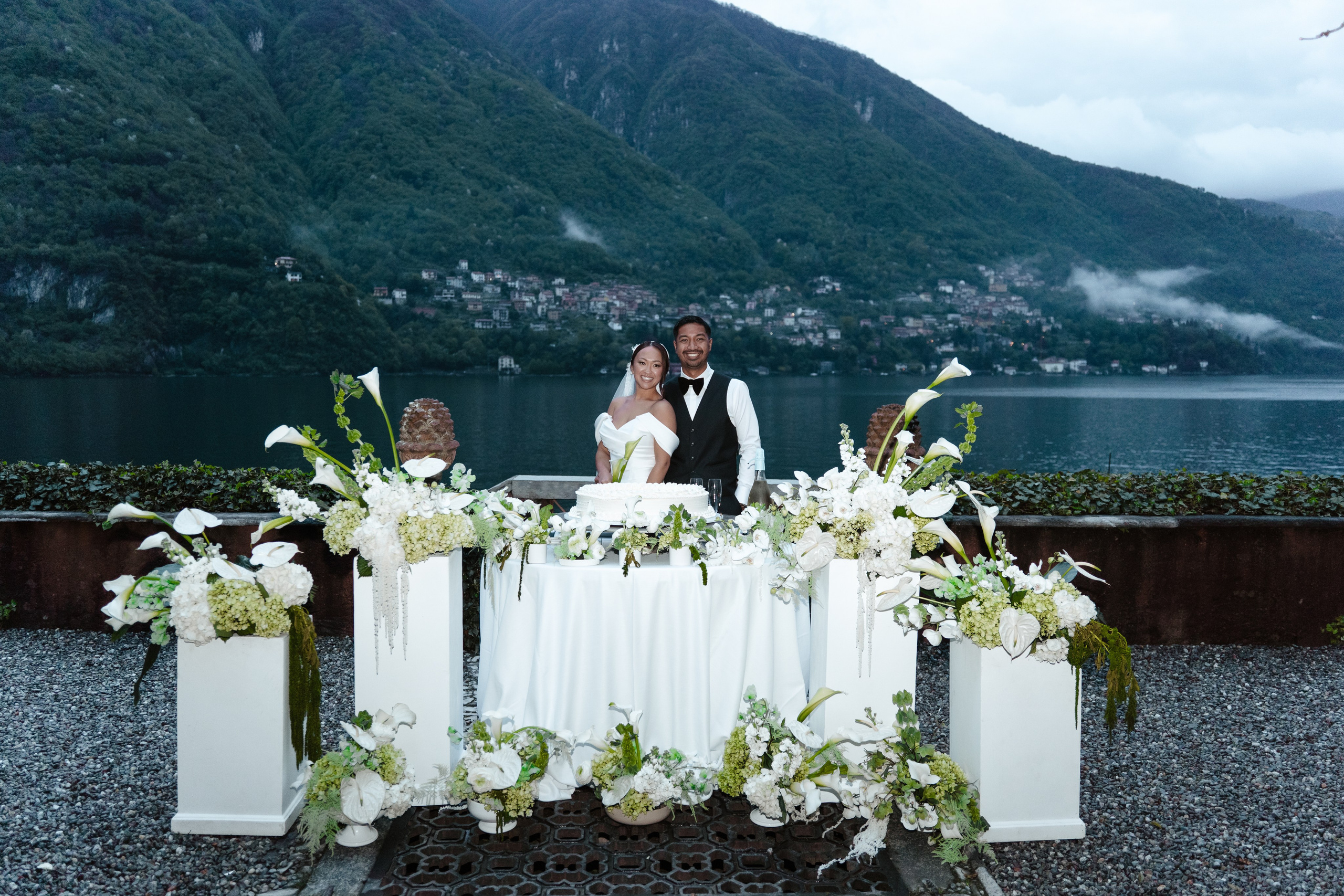 BEATRICE AND RAFAELE_LAKE COMO_Villa Regina Teodolinda. PHOTOGRAPHER IN ITALY
