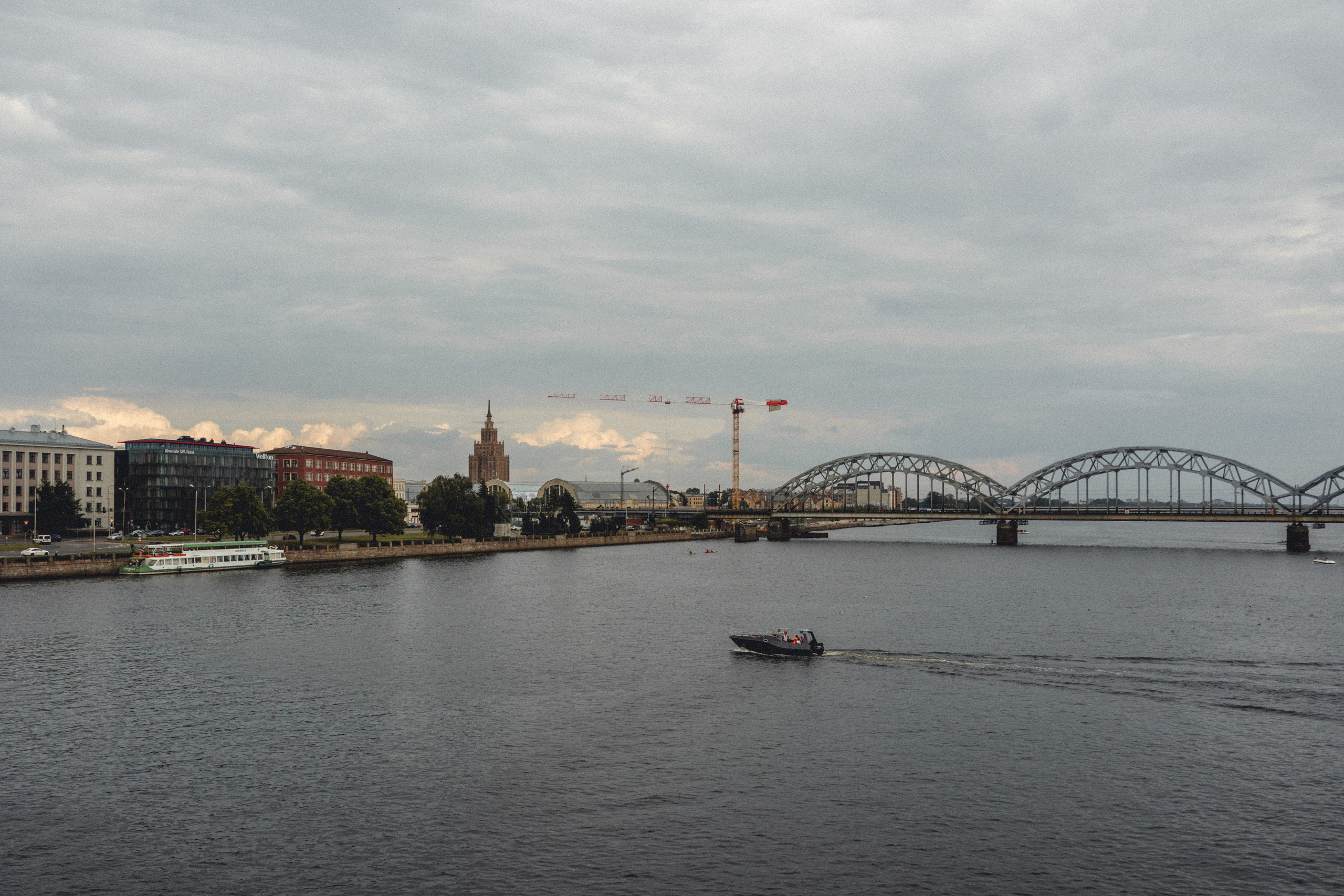 Voyage à Riga. Photographe sur Cote d’Azur. Portraits de familles, couples, enfants, événements