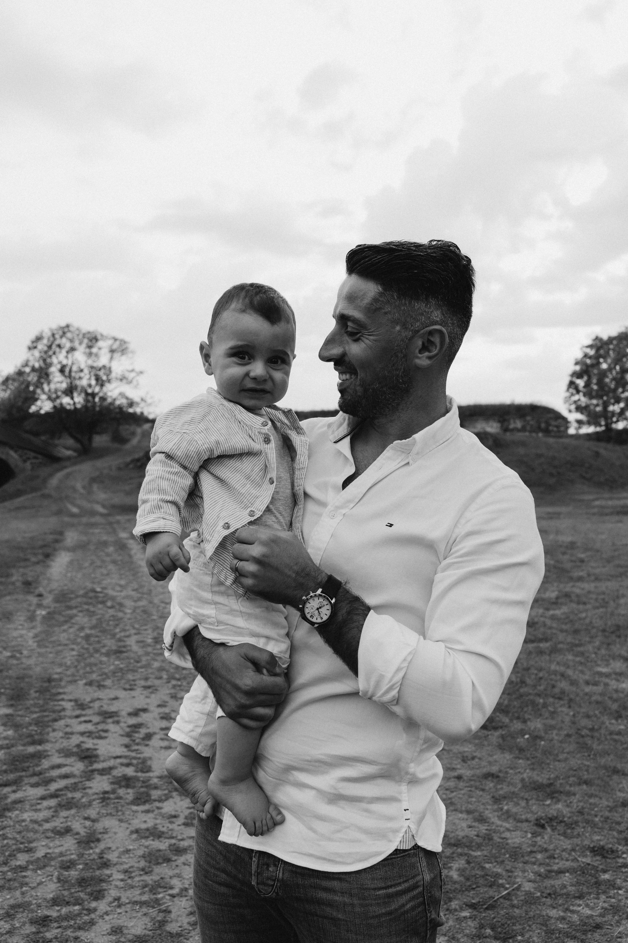 Summer. Wedding and potrait photographer in Helsinki Vickan O