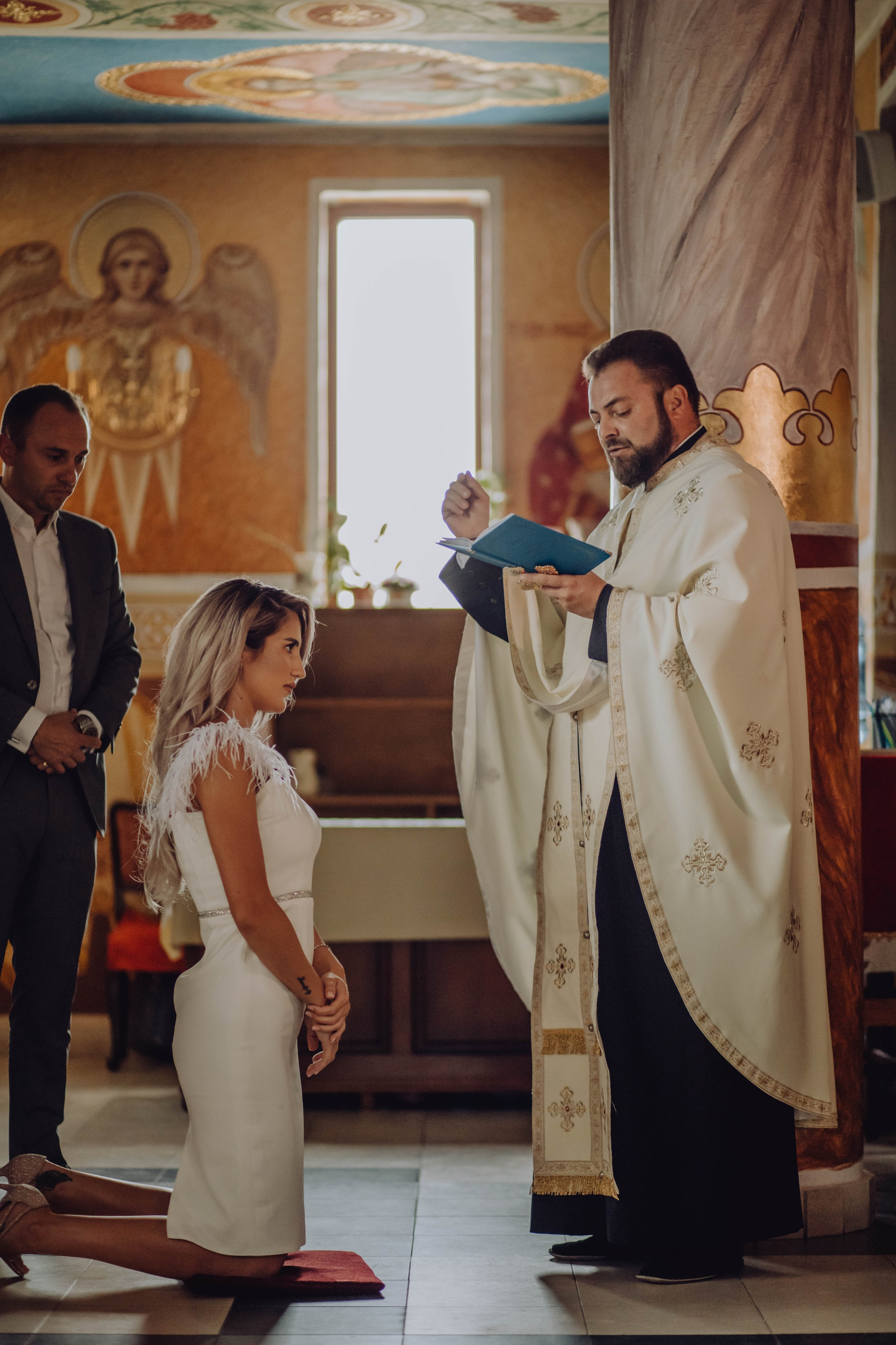 Zaira. Wedding & couple photographer from Romania Rut Vetan