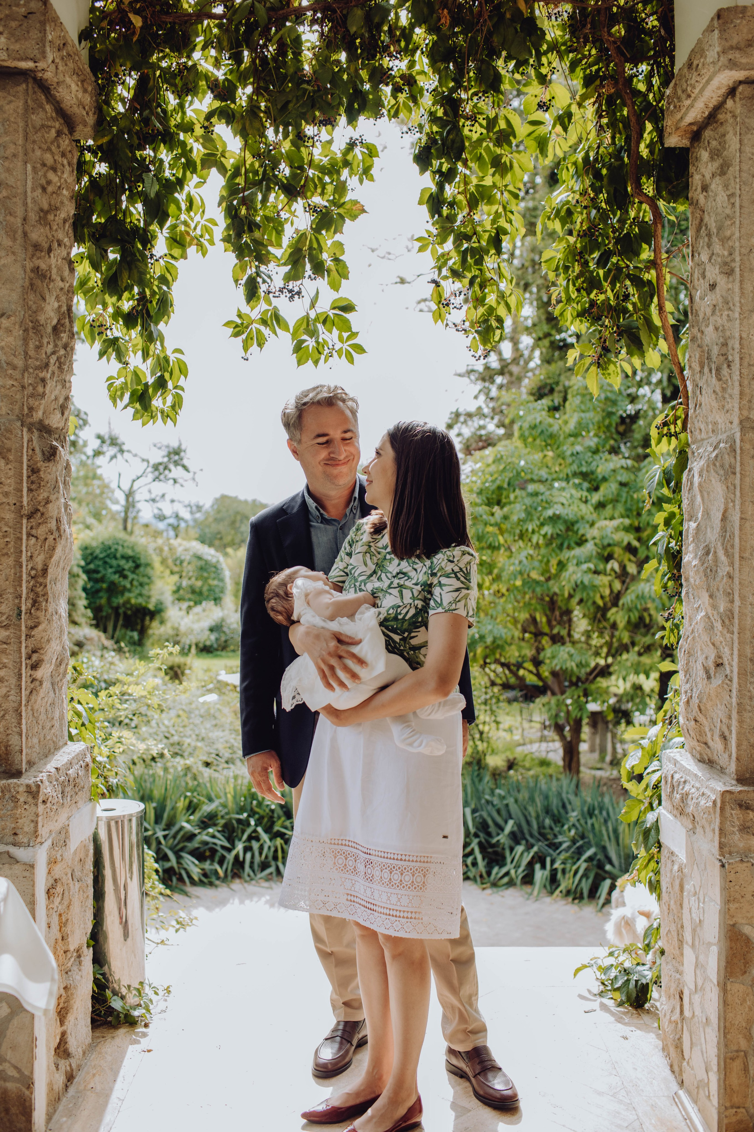 Ana. Wedding & couple photographer from Romania Rut Vetan