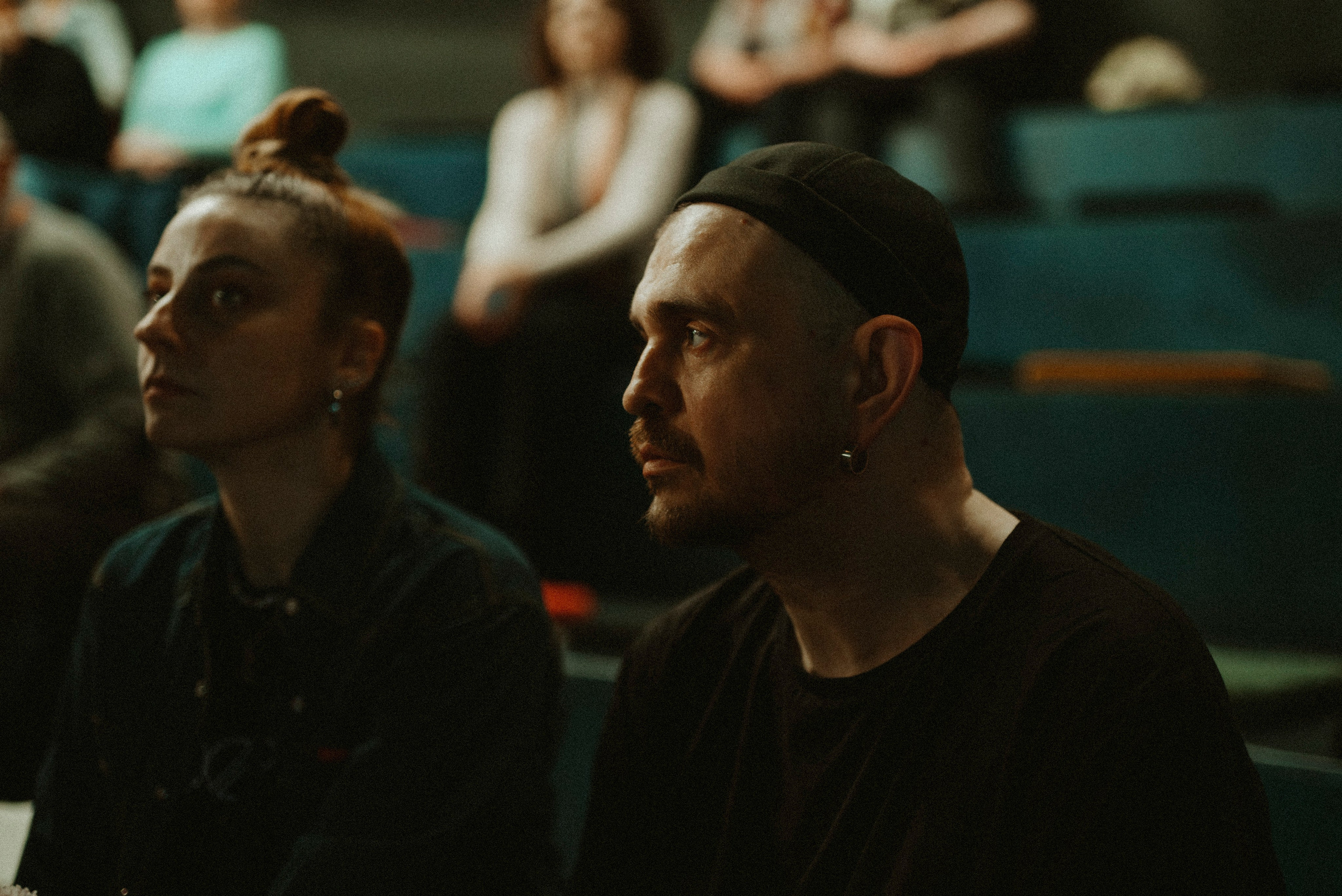 2025. Стрит-фотография, полная абсурда, идиотизма и красоты