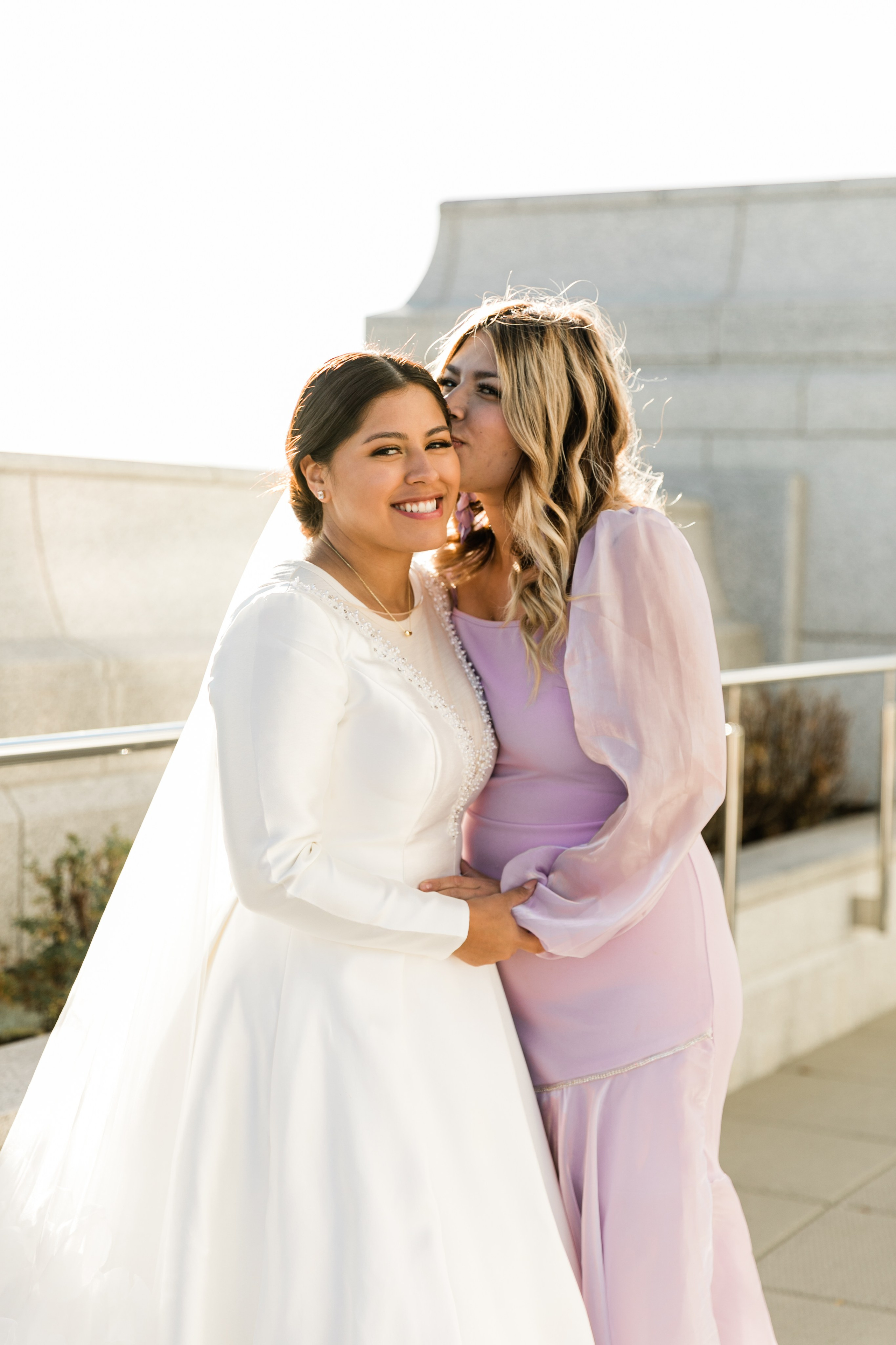 Samantha & Mike Wedding. Fotografía accesible en Calgary