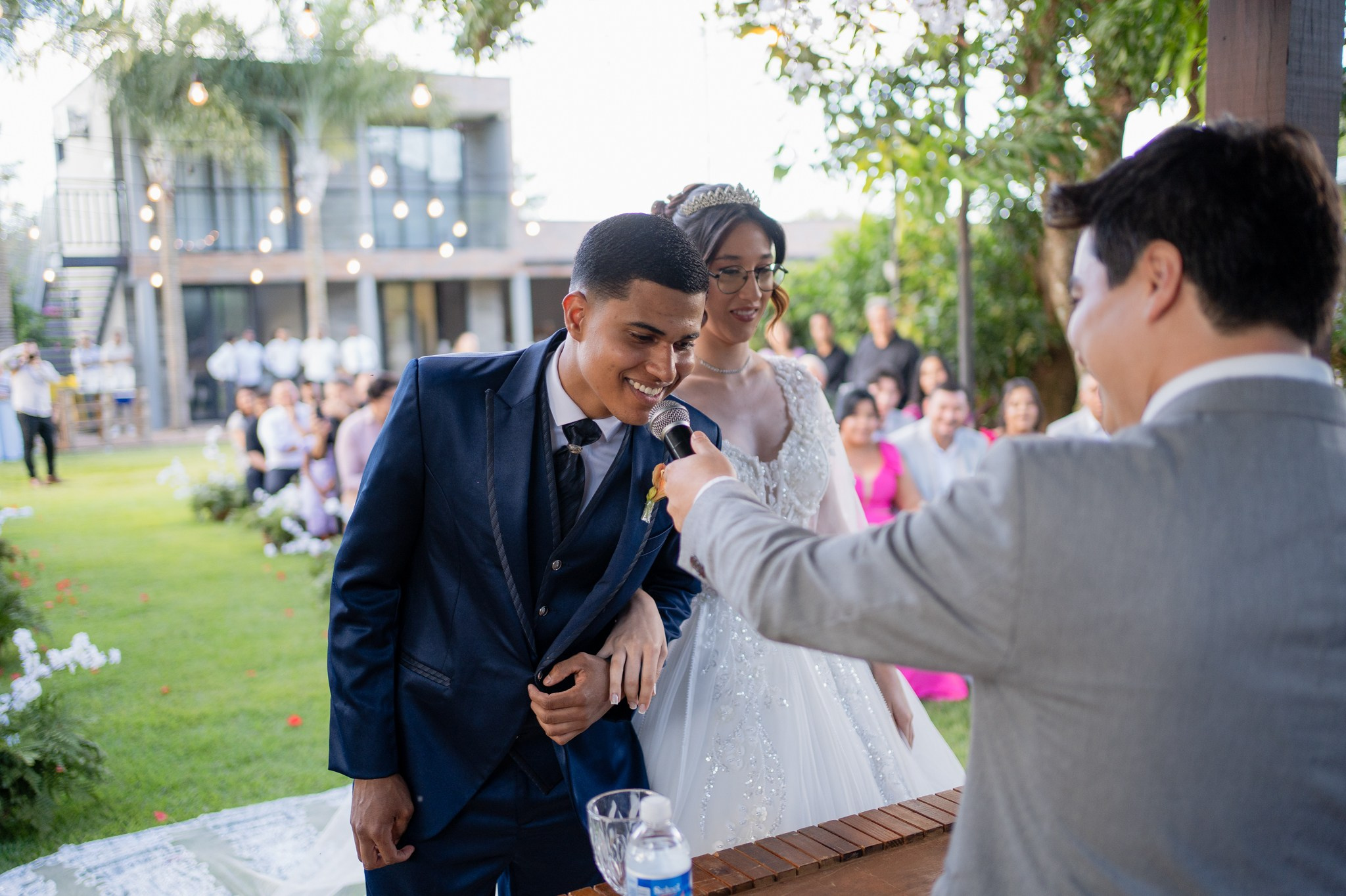 Larissa & Vinicius — Espaço Faveral / Aararaquara. Robson Colaço