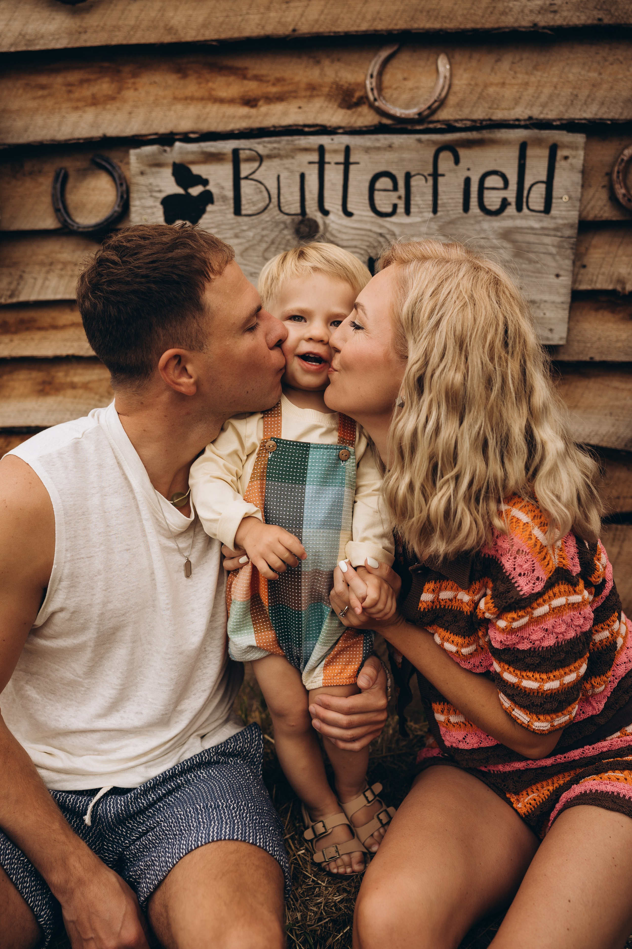 Roksolana & fam. Calgary Wedding & Lifestyle Photographer — Yevhen Polishchuk