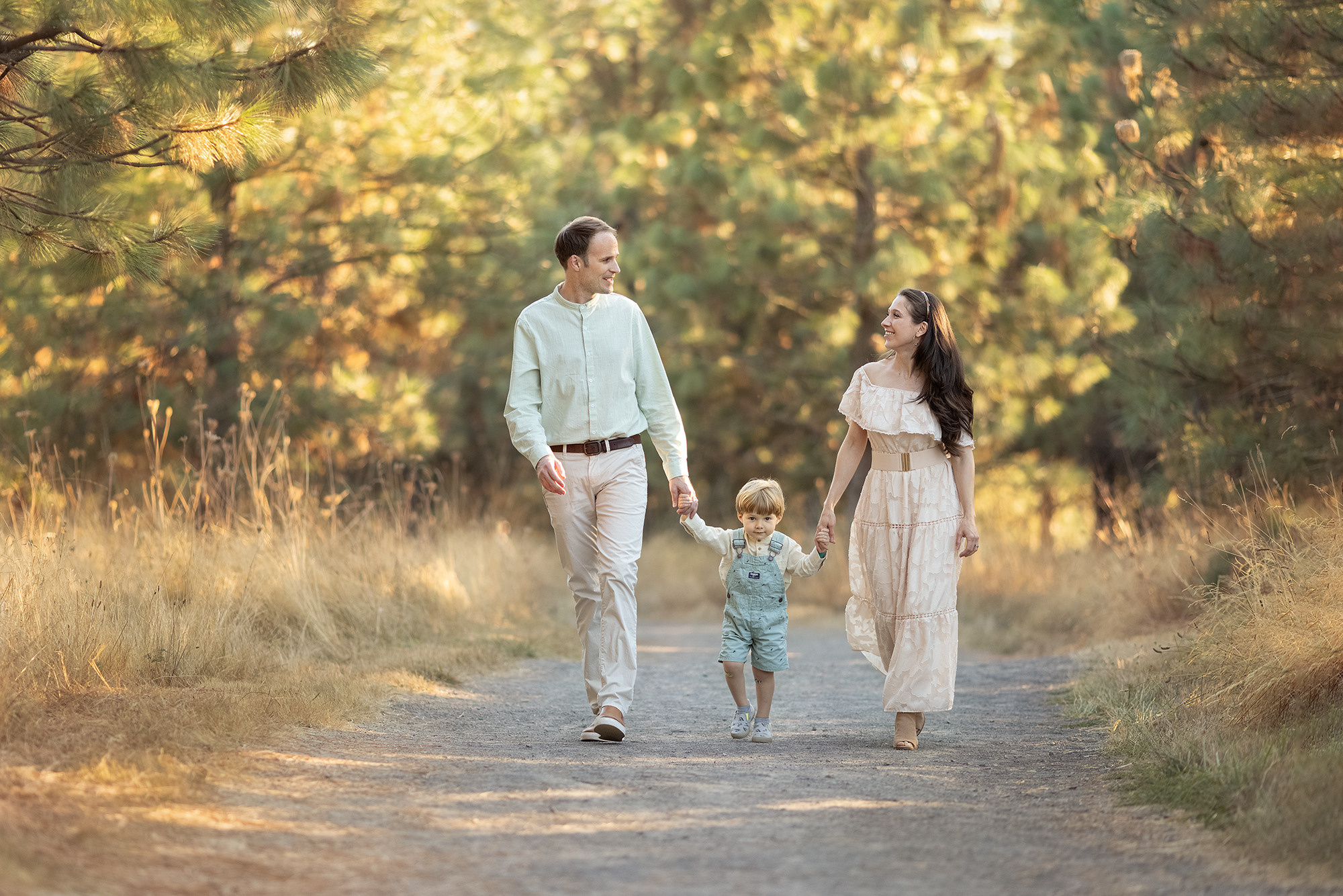 Beaverton/OR, October 2022. Elena Baldes, family photographer