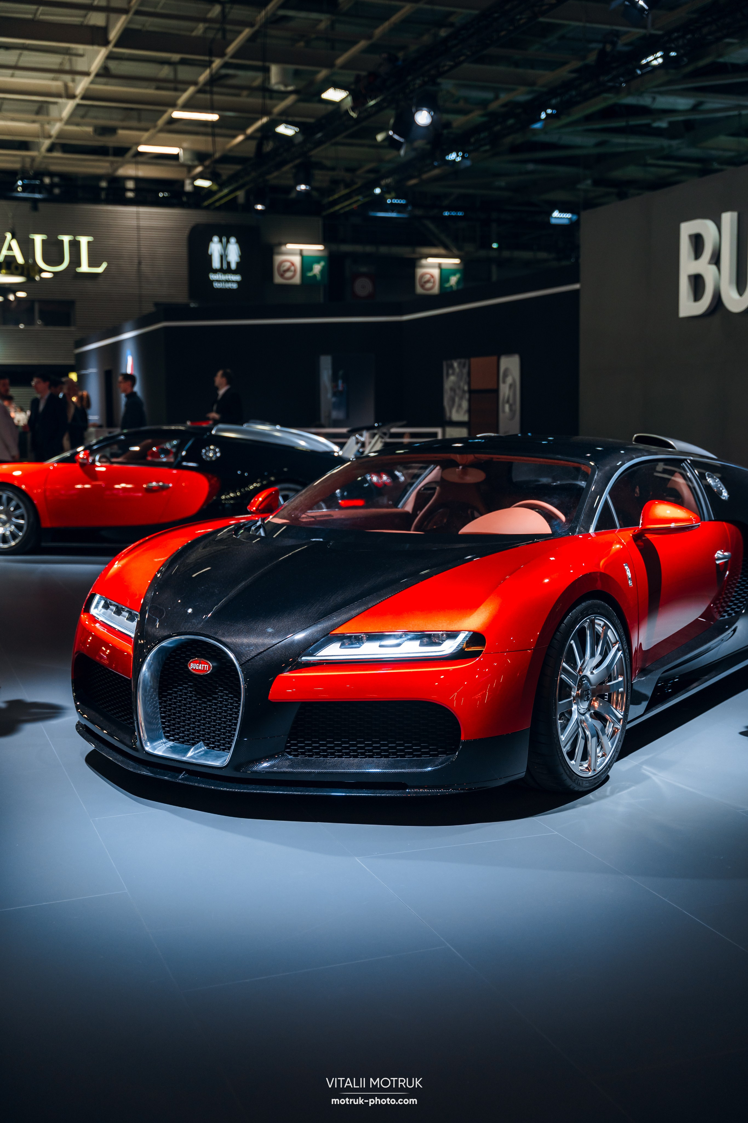 Retromobile 2026. Photographe de voitures à Paris — Vitalii Motruk