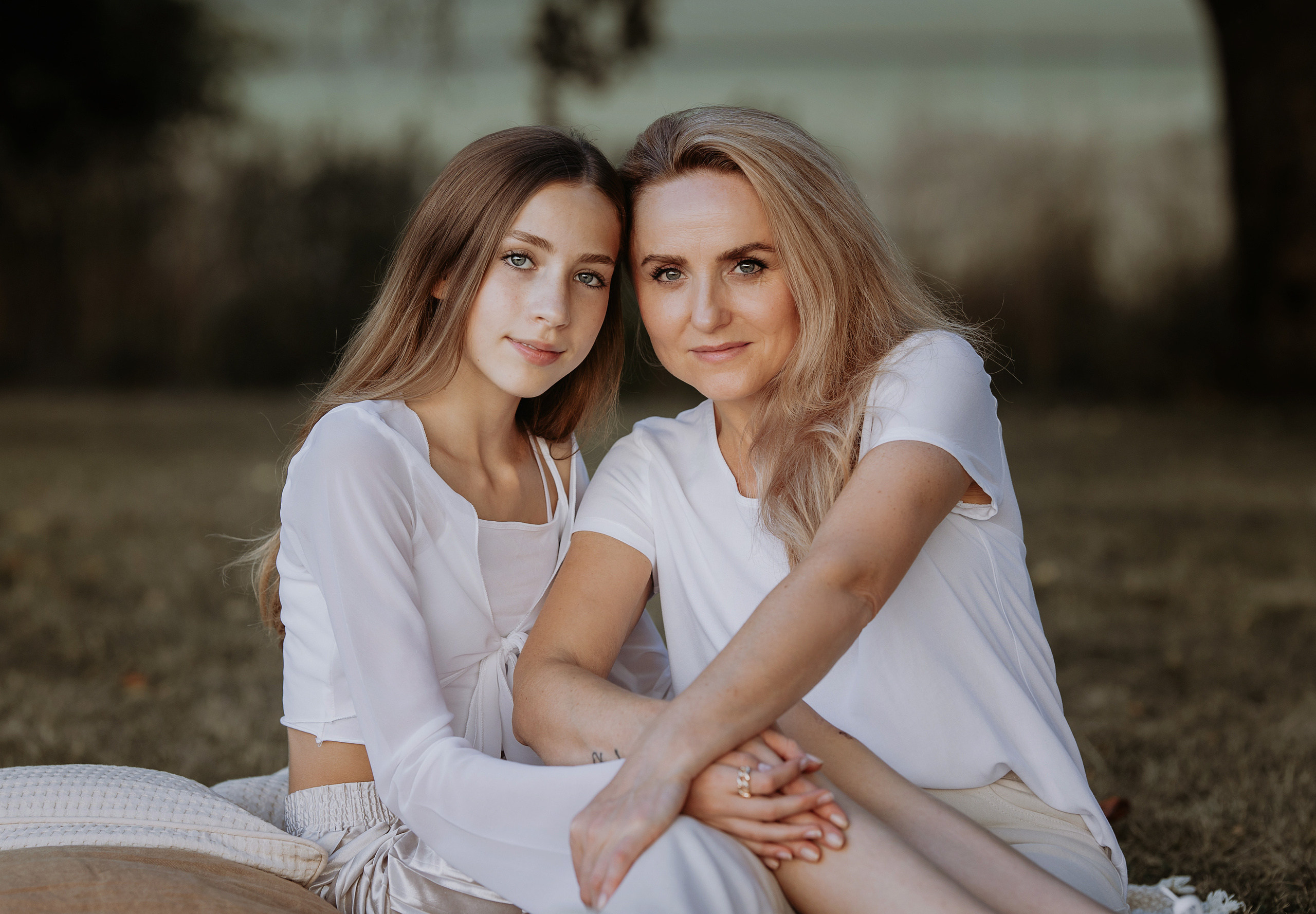 Familienshooting-familienfotograf-outdoorshooting-ulm-biberach. Fotografin für Frauen, Paare & Familien in Emsland, Lingen & Umgebung