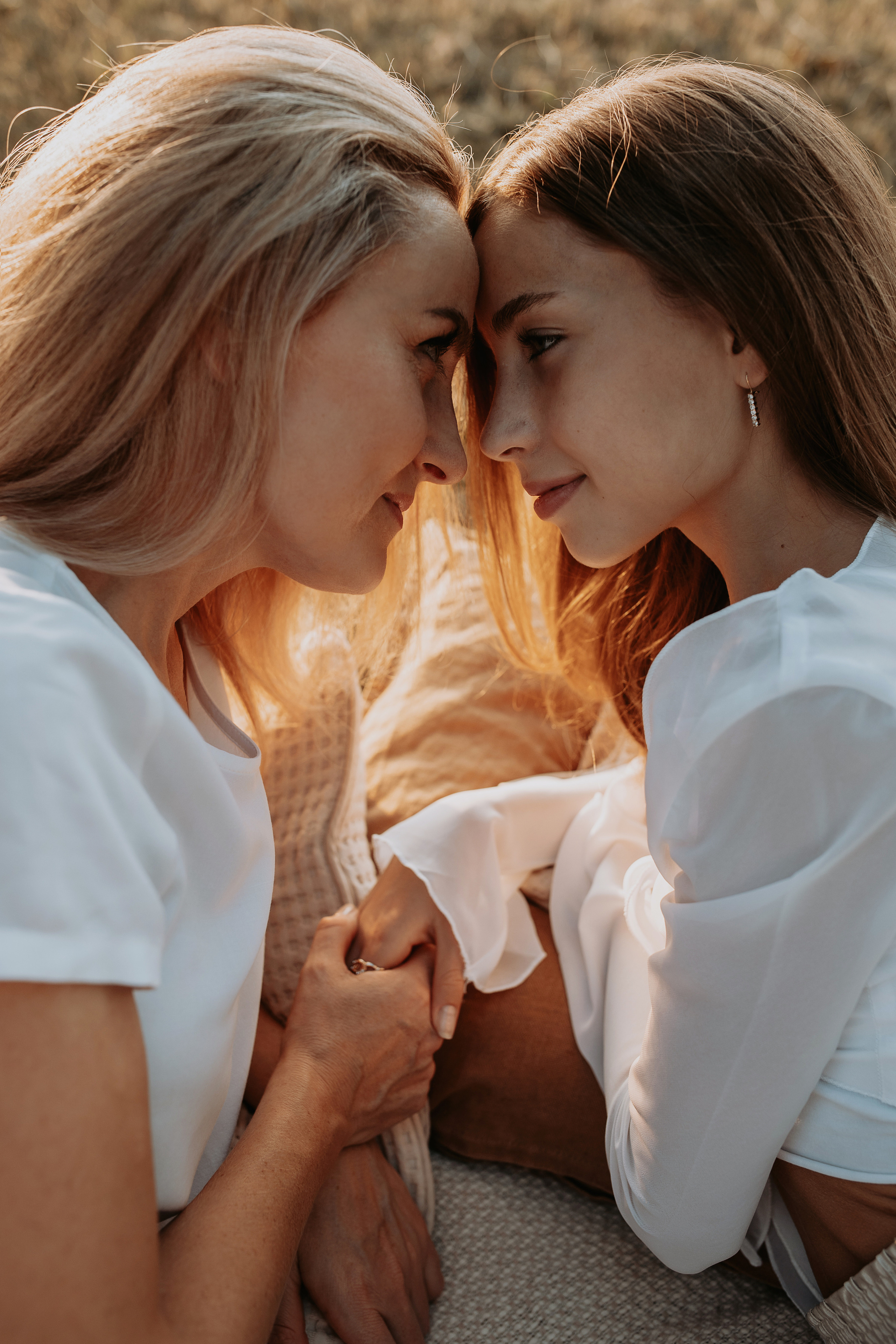 Familienshooting-familienfotograf-outdoorshooting-ulm-biberach. Fotografin für Frauen, Paare & Familien in Emsland, Lingen & Umgebung