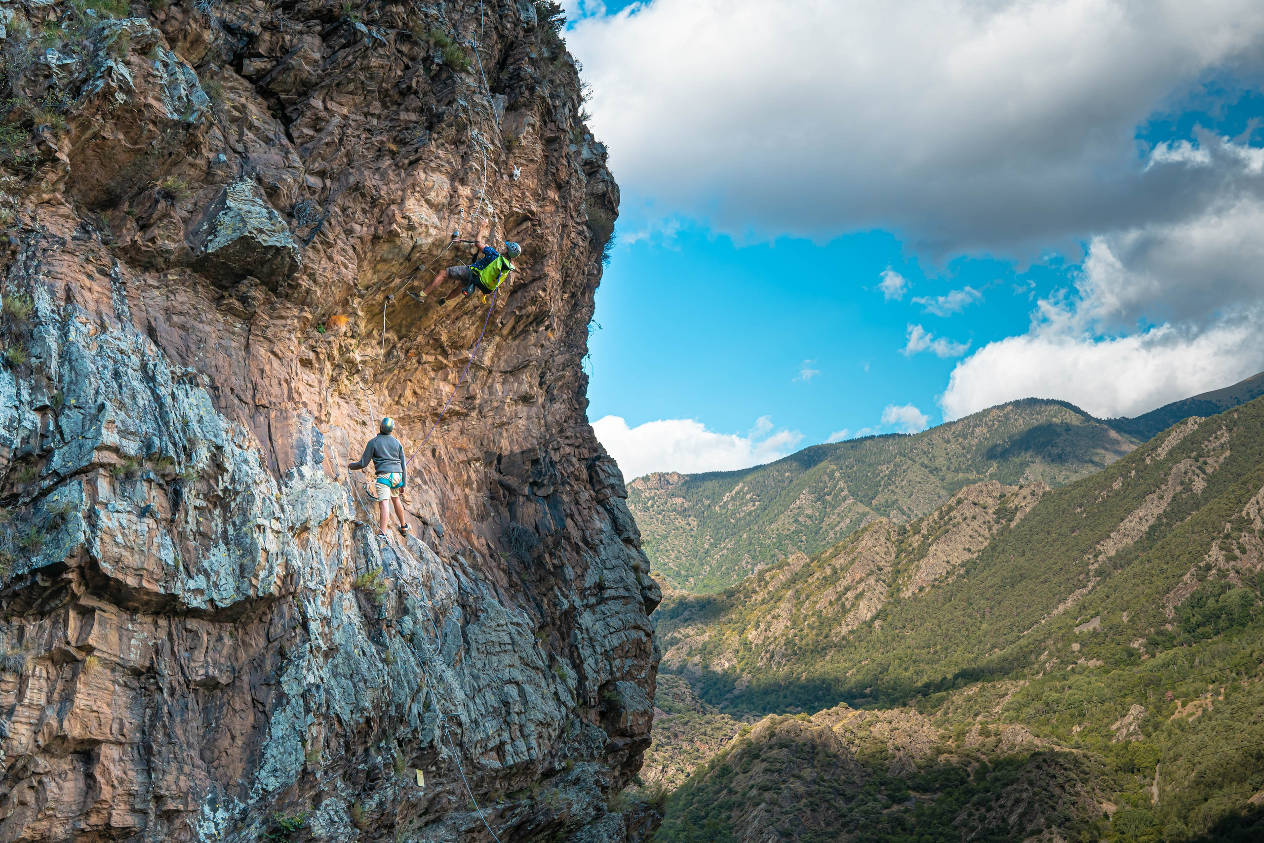 Vía Ferrata Salt de Botanal. Alba del Norte Studio