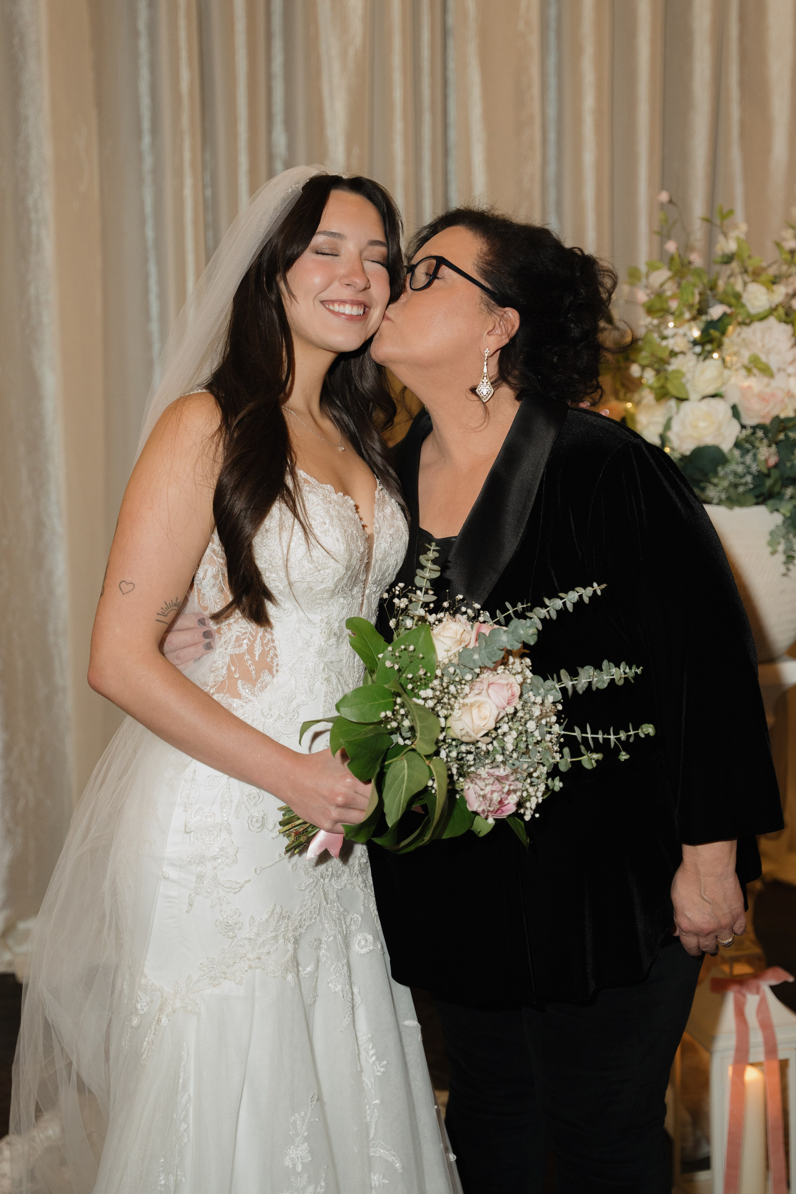 Emma and Tyler | Full Wedding day. Photographer in Washington Sophia D