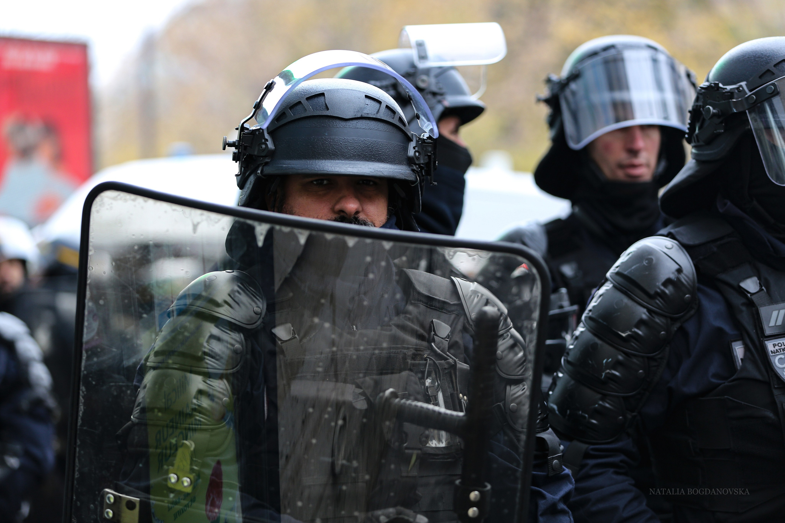 CRS novembre. Natalia Bogdanovska. Films et photographie corporate en France