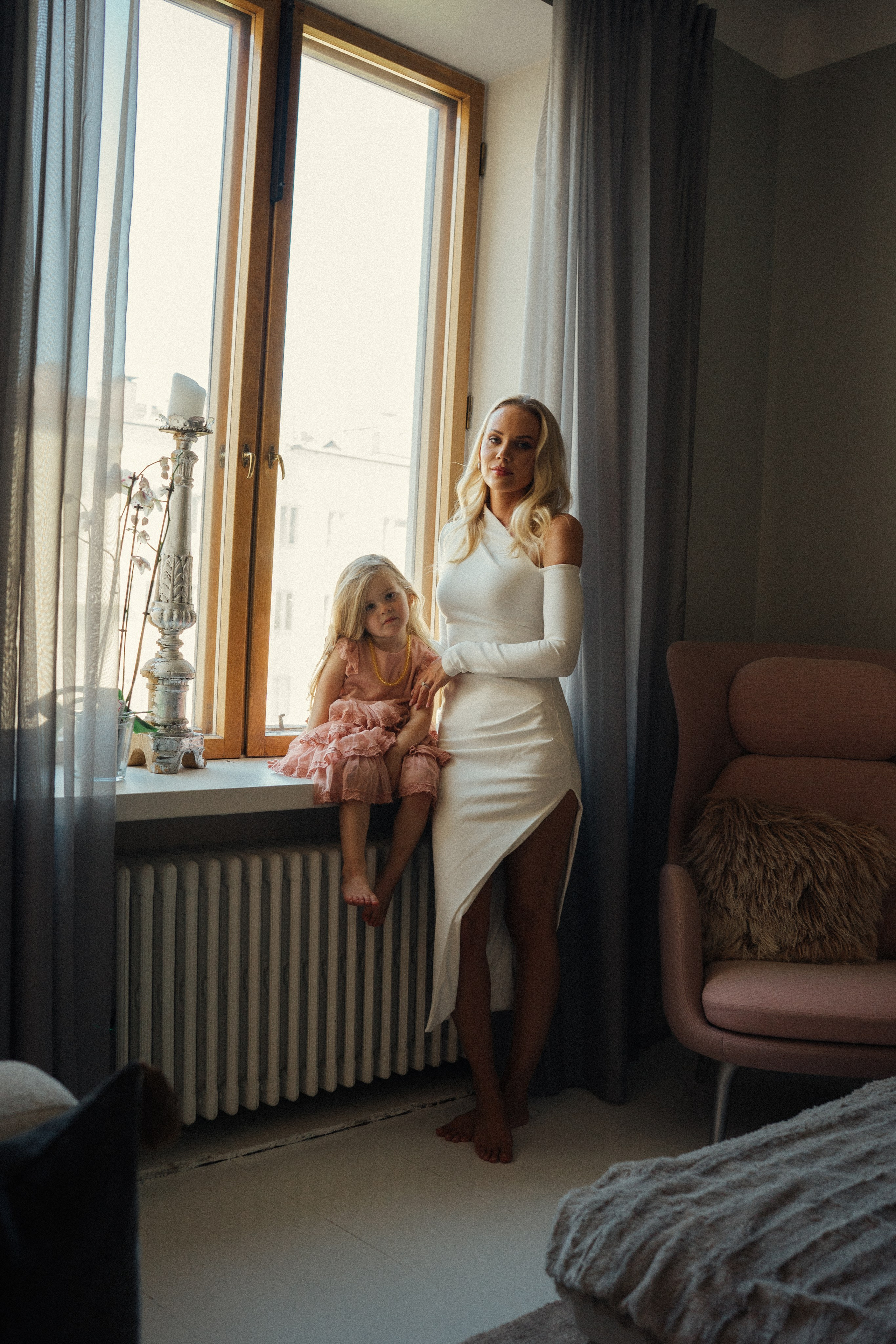 L&H. Wedding and potrait photographer in Helsinki Vickan O