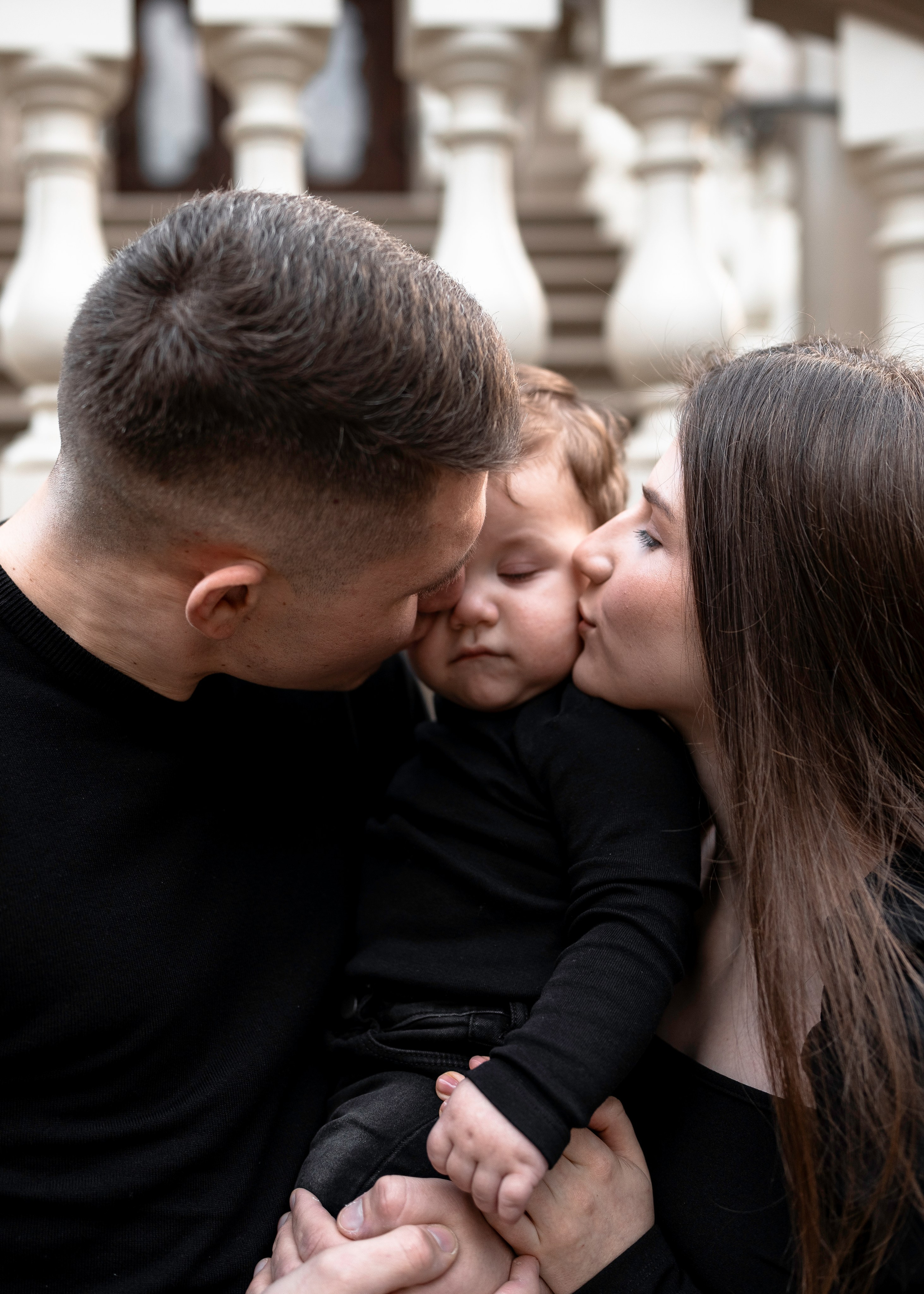 Artem, Nadia & Elisha. Family photographer in Sacramento | Sofia Pavenko