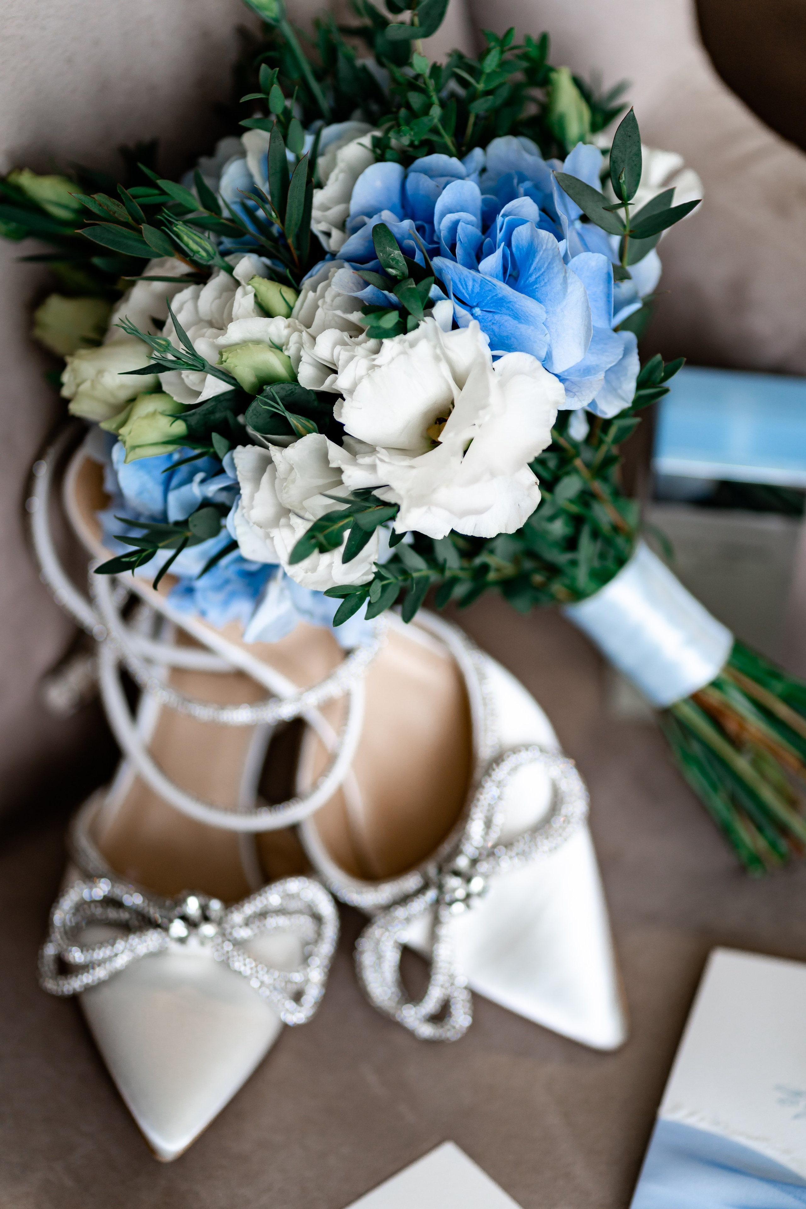 DER SCHÖNSTE HOCHZEITSTAG. Hochzeits- und Reportagefotograf für München, Regensburg, Deutschland RED LINE Media