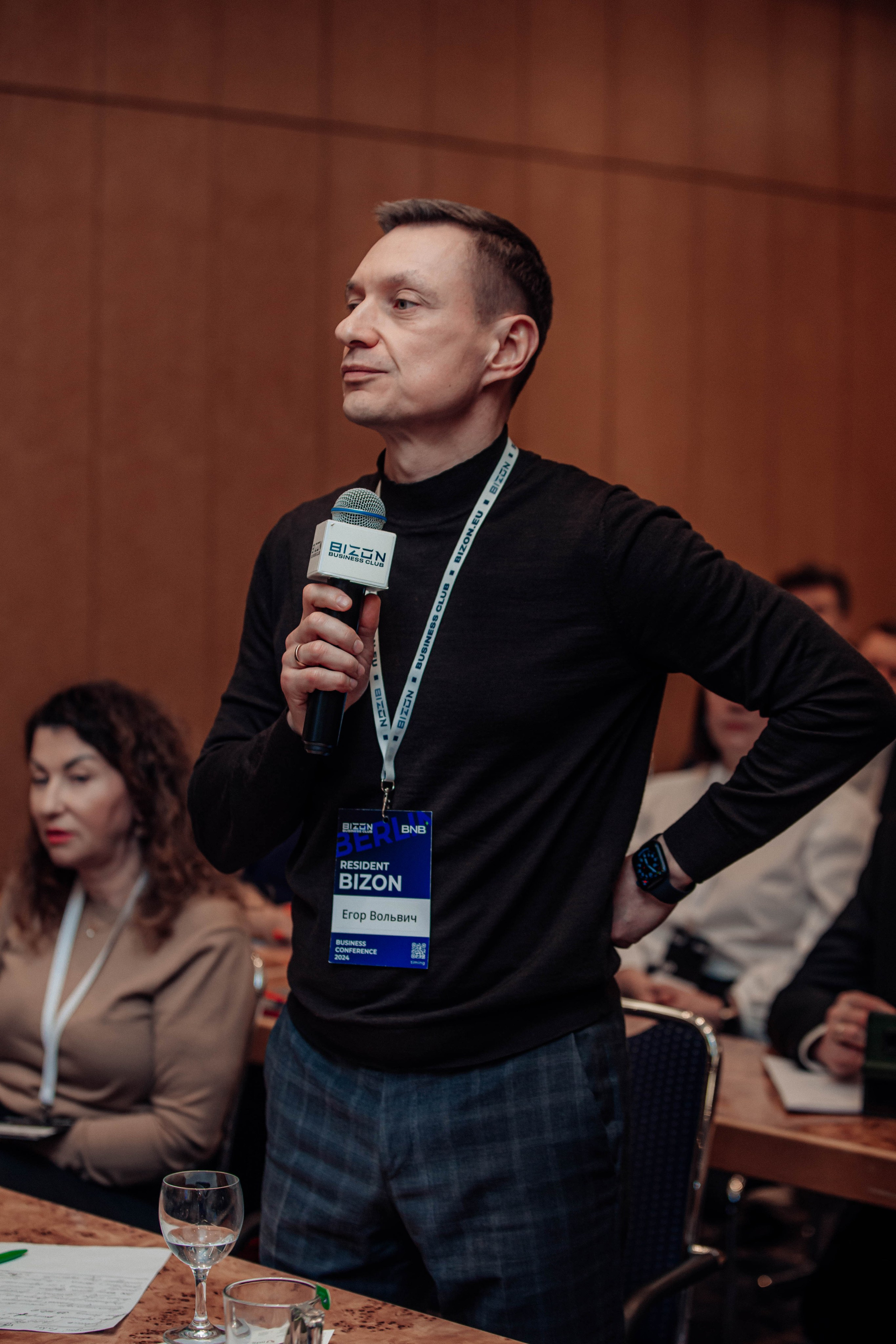 Club Bizon. Portrait family photographer in Berlin Elena Zakh