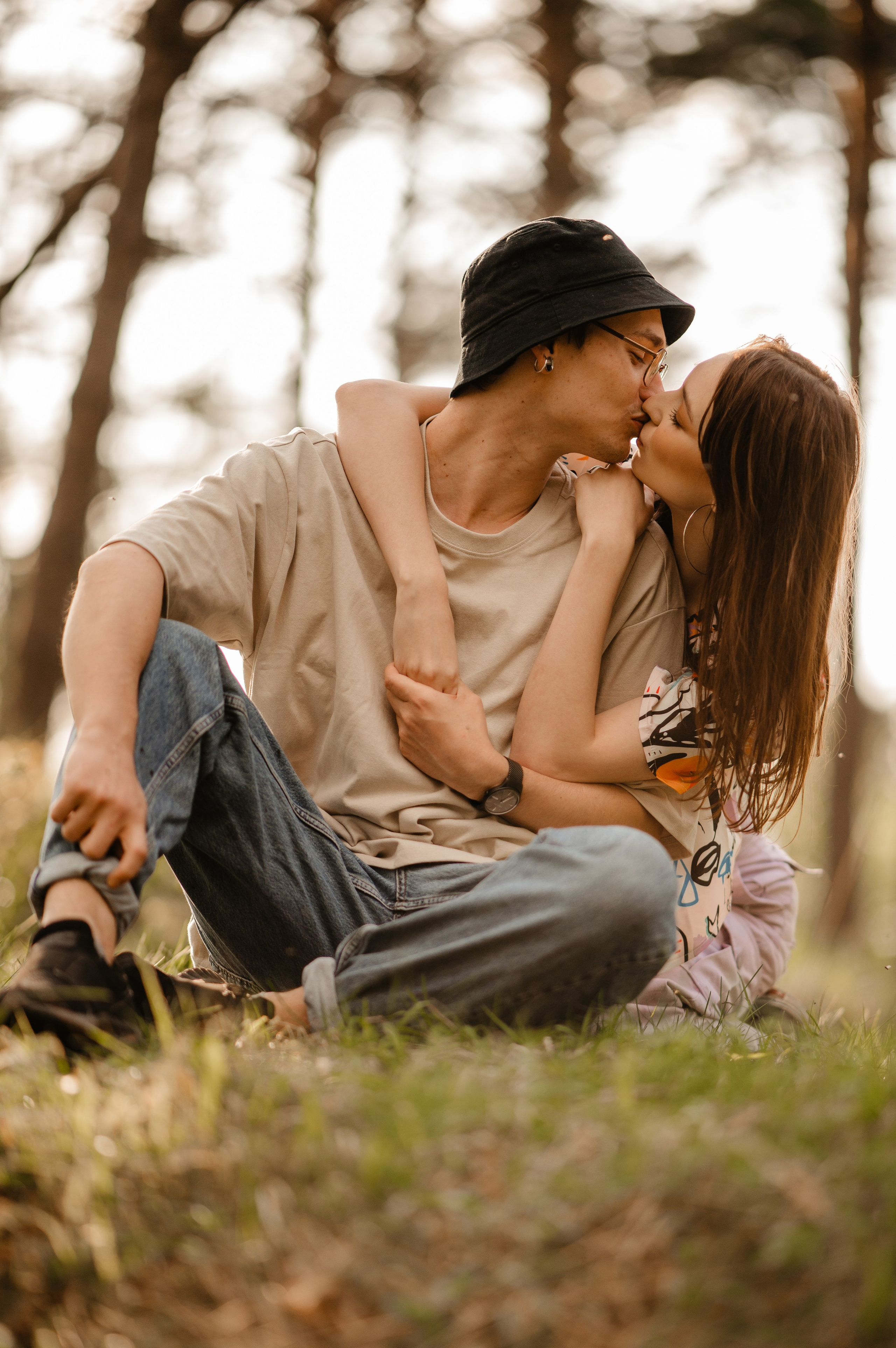 Sedinta foto la apus de primavara, copaci infloriti primavara. Proud Vision Weddings | Wedding Photography & Film — Servicii profesionale Foto Video Nunta Iasi