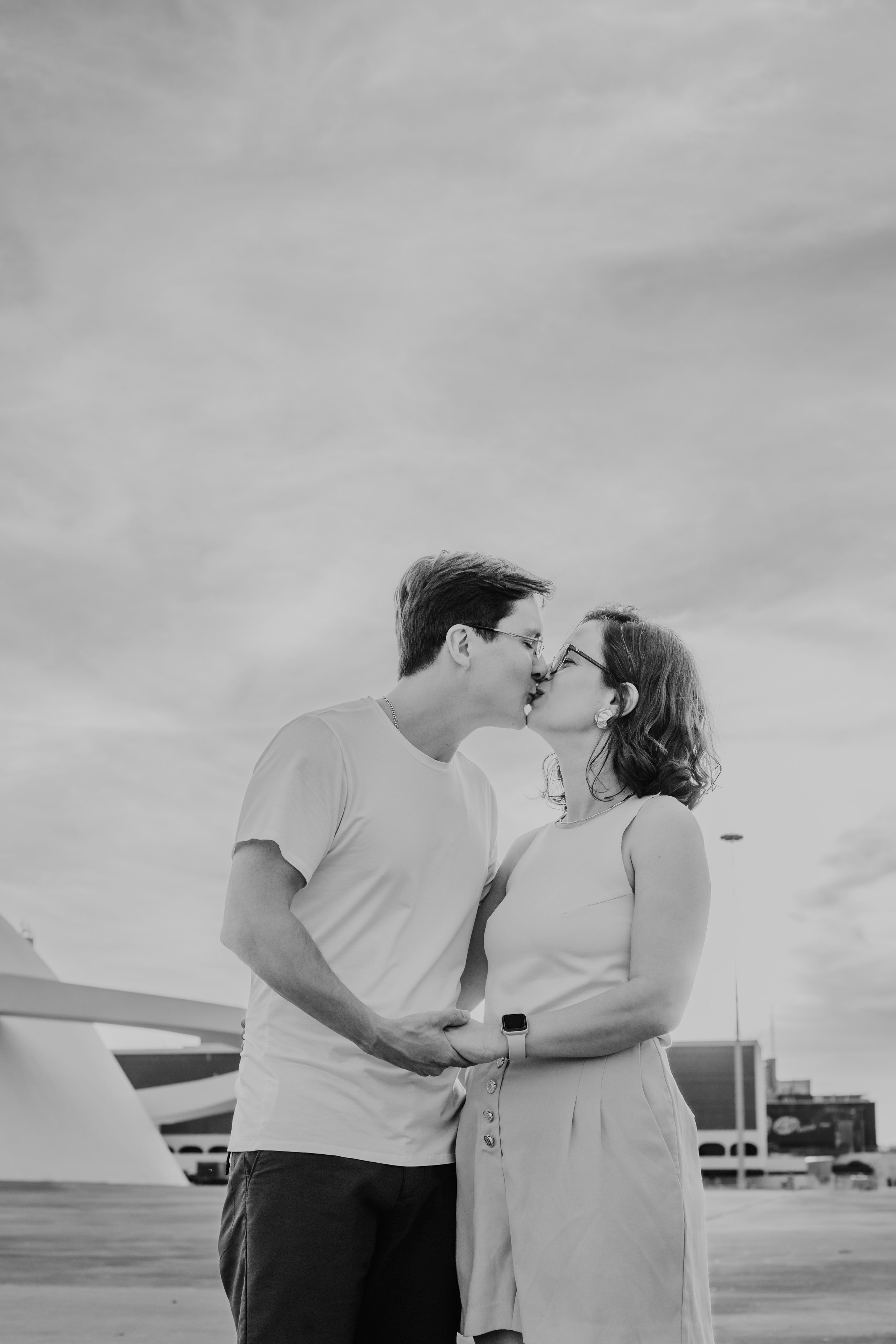 Ensaio Família na Catedral de Brasília | Fotografia Afetiva em Brasília. Ize Fotografia — Ensaios e Festas de Família em Recife e Brasília