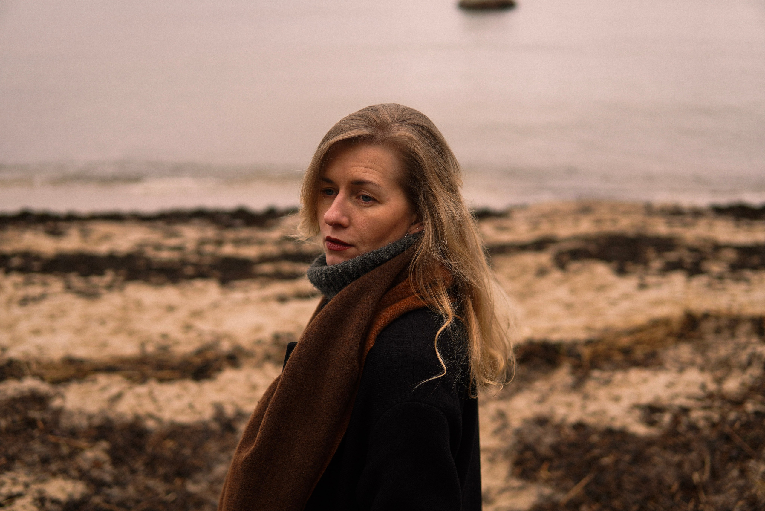 Rannal. Meeste ja naiste fotograaf Tallinnas Anna Sipari