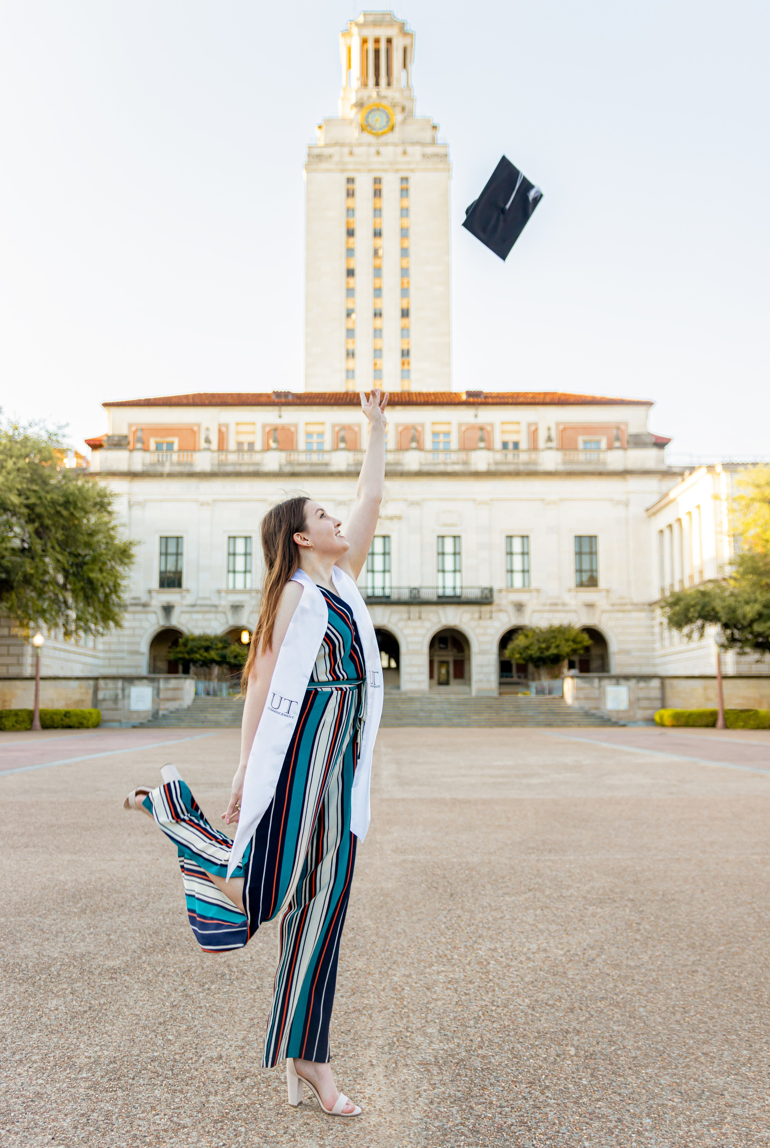 Kayla’s senior photoshoot at the University of Texas Austin