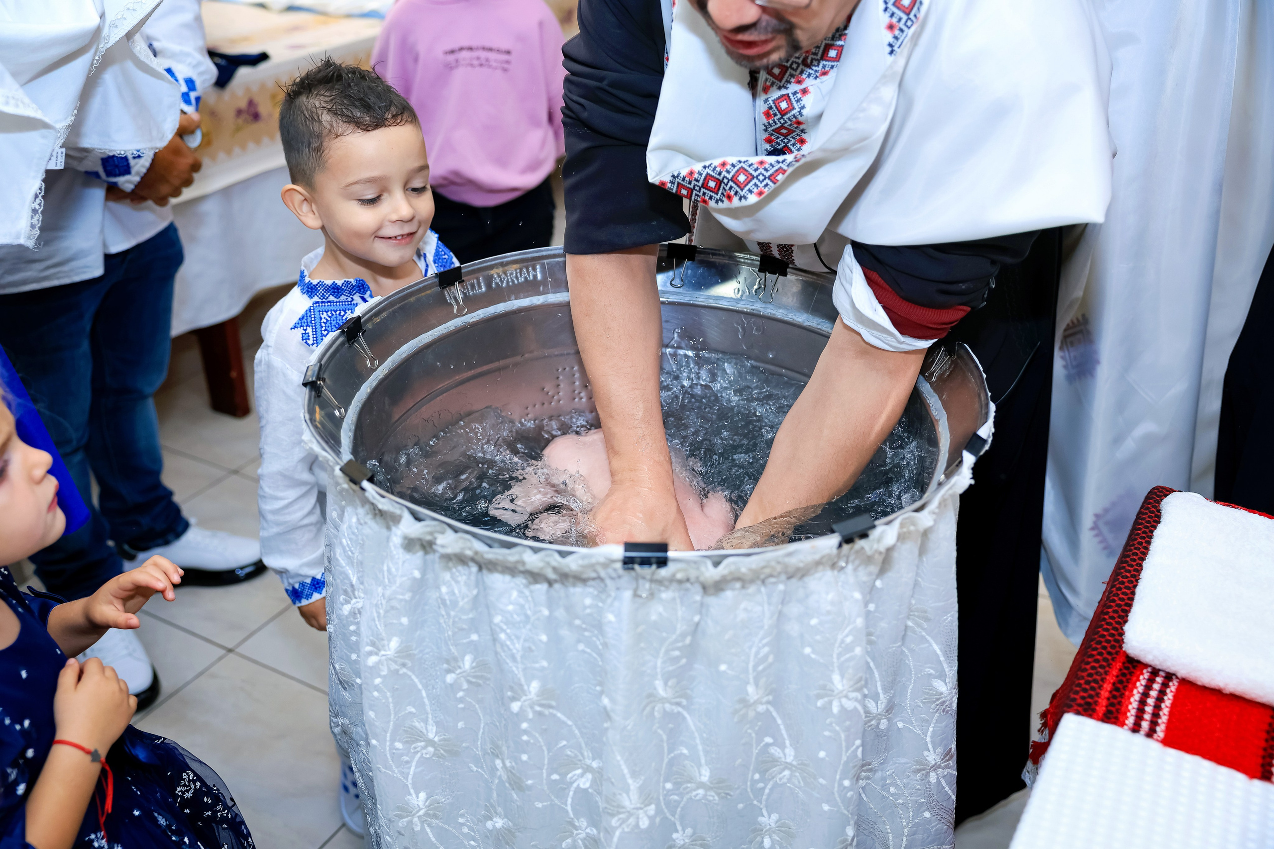 Andrei Sebastian. Moments By Gub