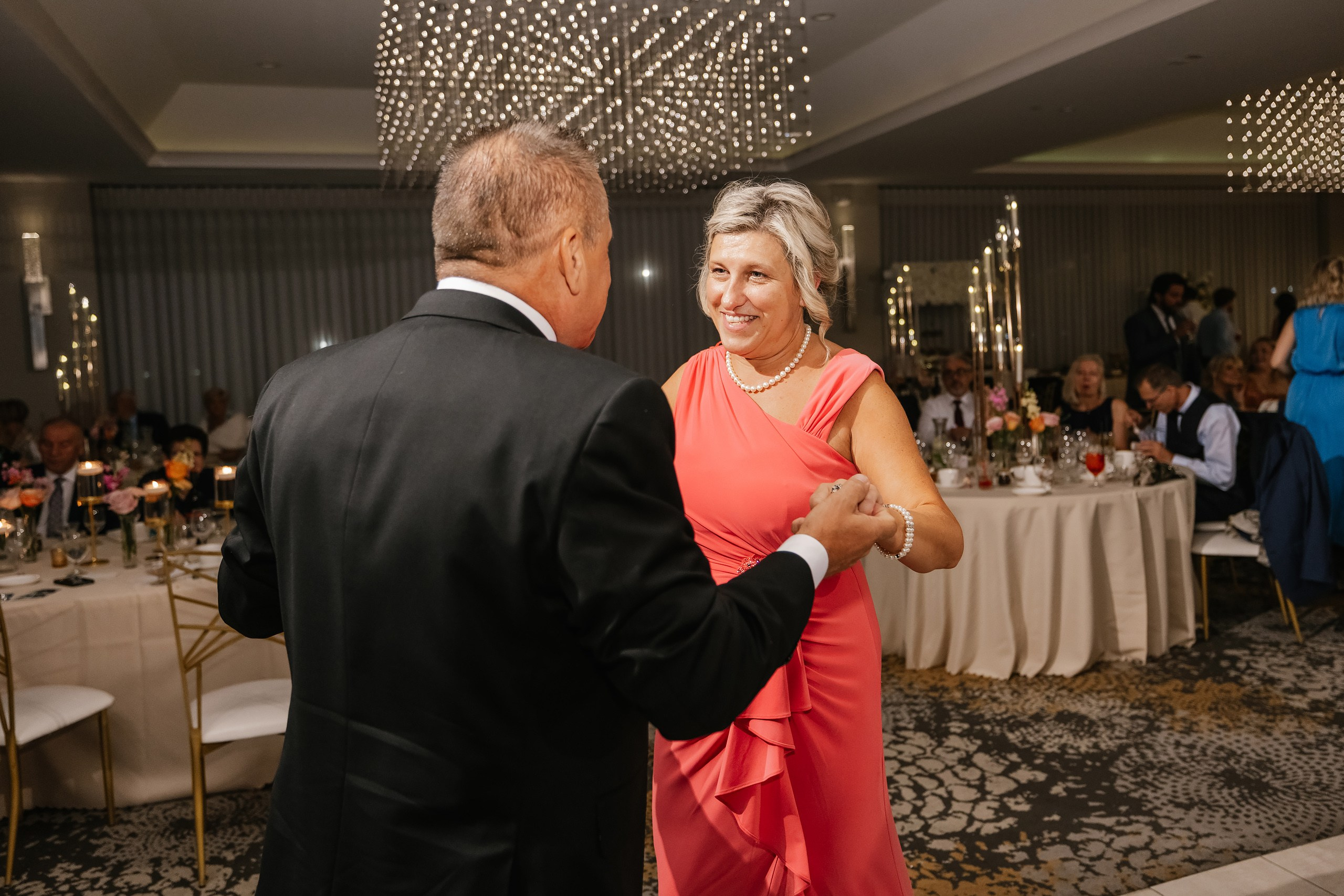 09.06.2025 Wedding. Wedding family event photographer in Chicago Nick Yushevich