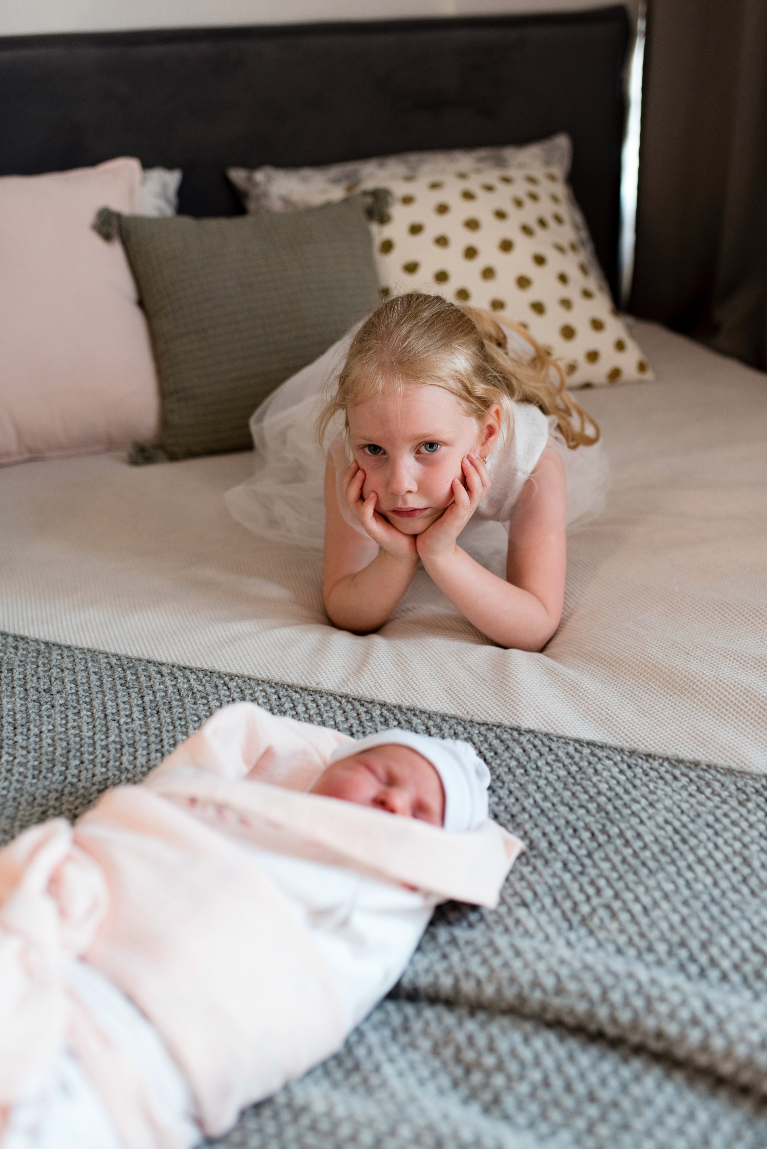 Lifestyle. In-home newborn photography Raleigh & area Katya Kulikova