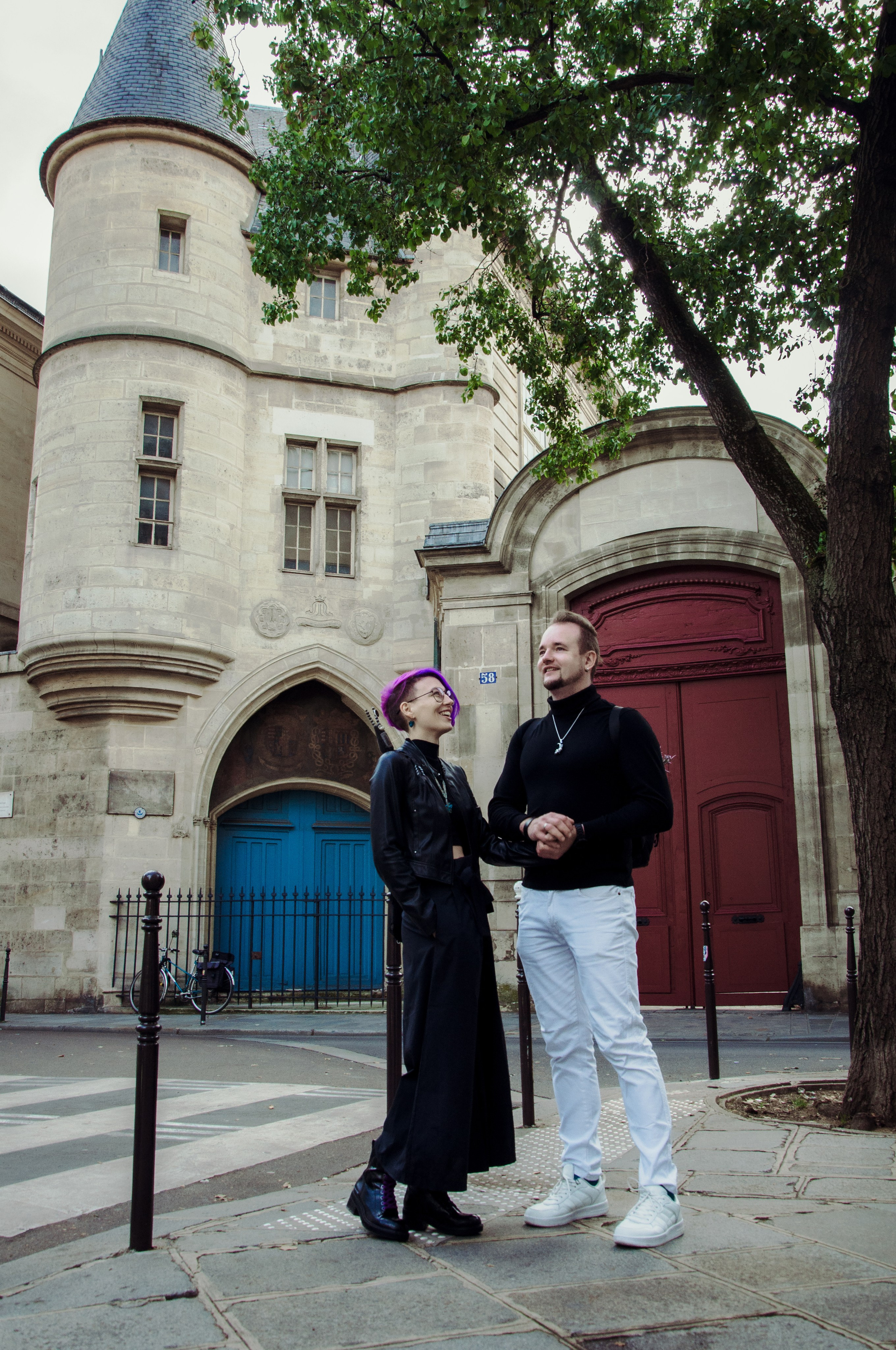 Парная стрит фотосессия. Фотограф в Париже Полина Осипова