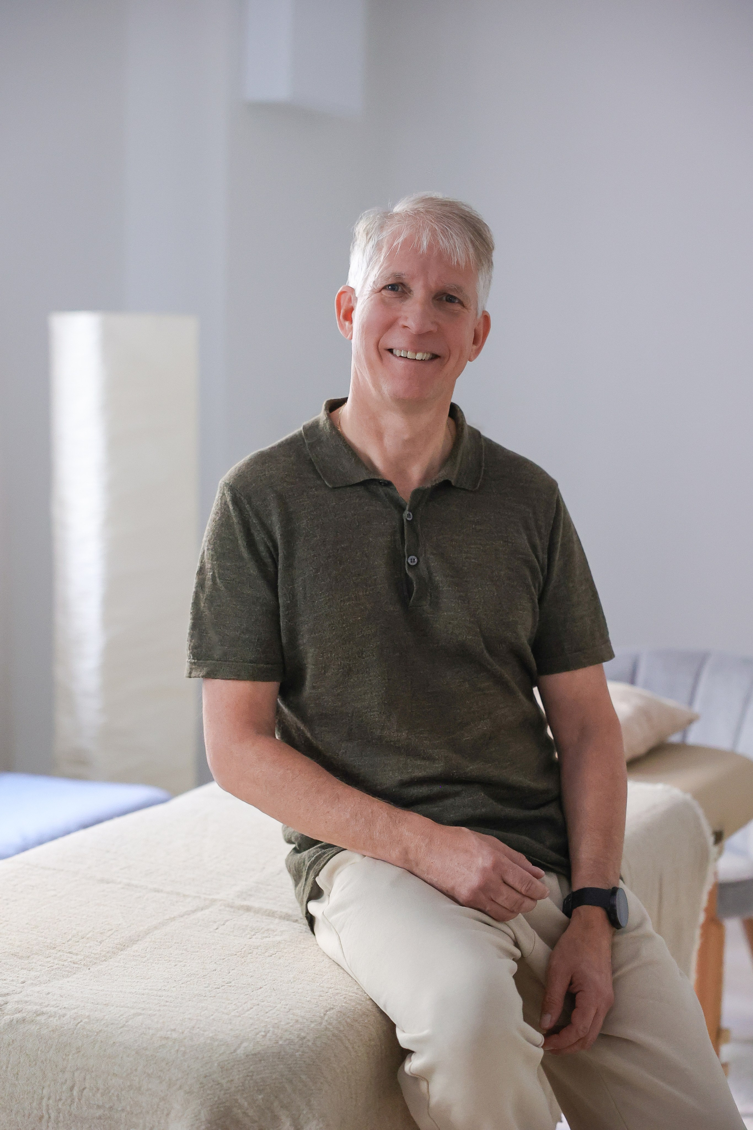 Light-Touch Therapy. Photographer Marina Gargi