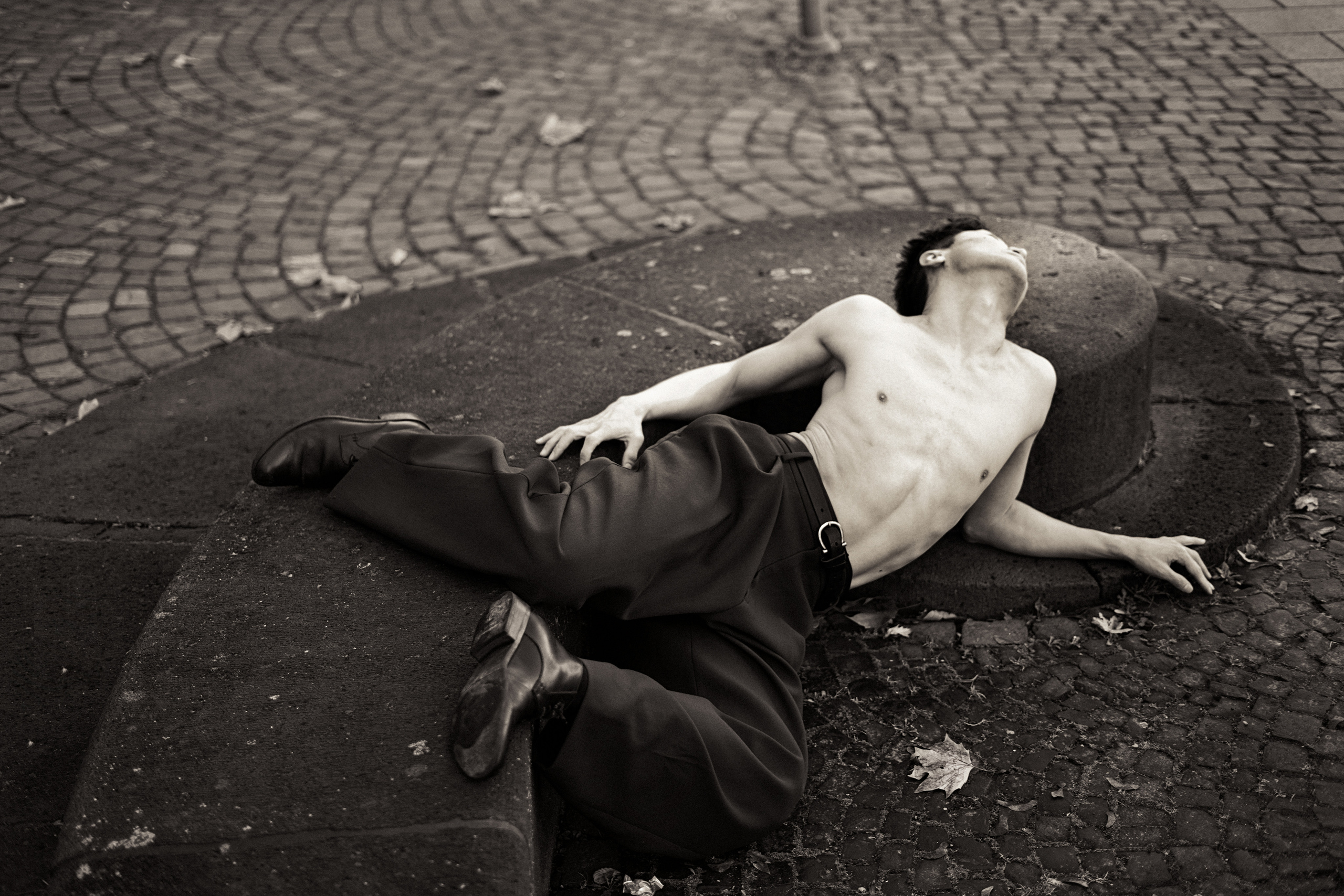 Street portrait. Behnam Khorramshahi, a portrait and fashion photographer in Cologne, Germany