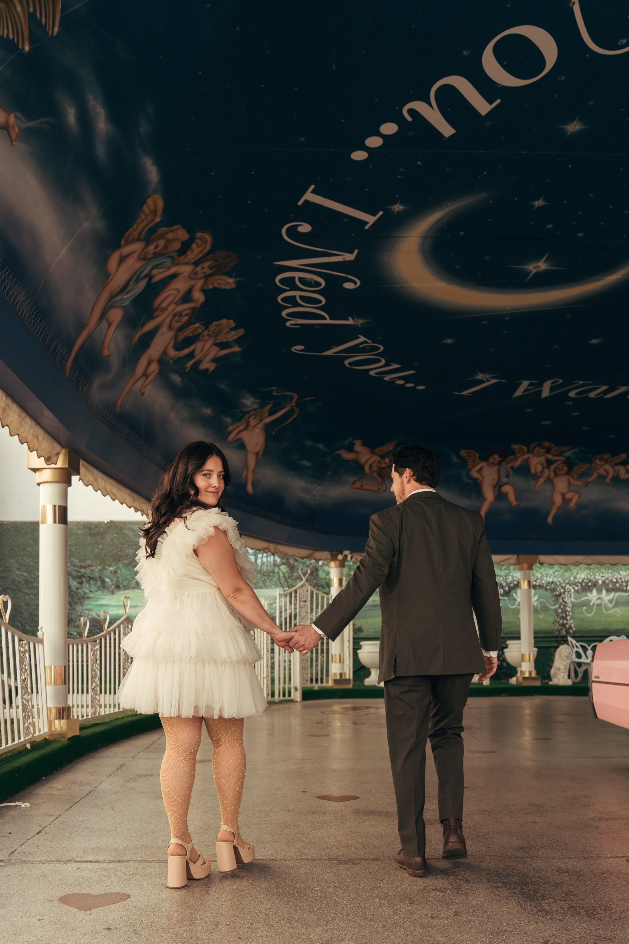 Grace&Jesse. Wedding & elopement photographer Viktoriya Kravtsov. Las Vegas