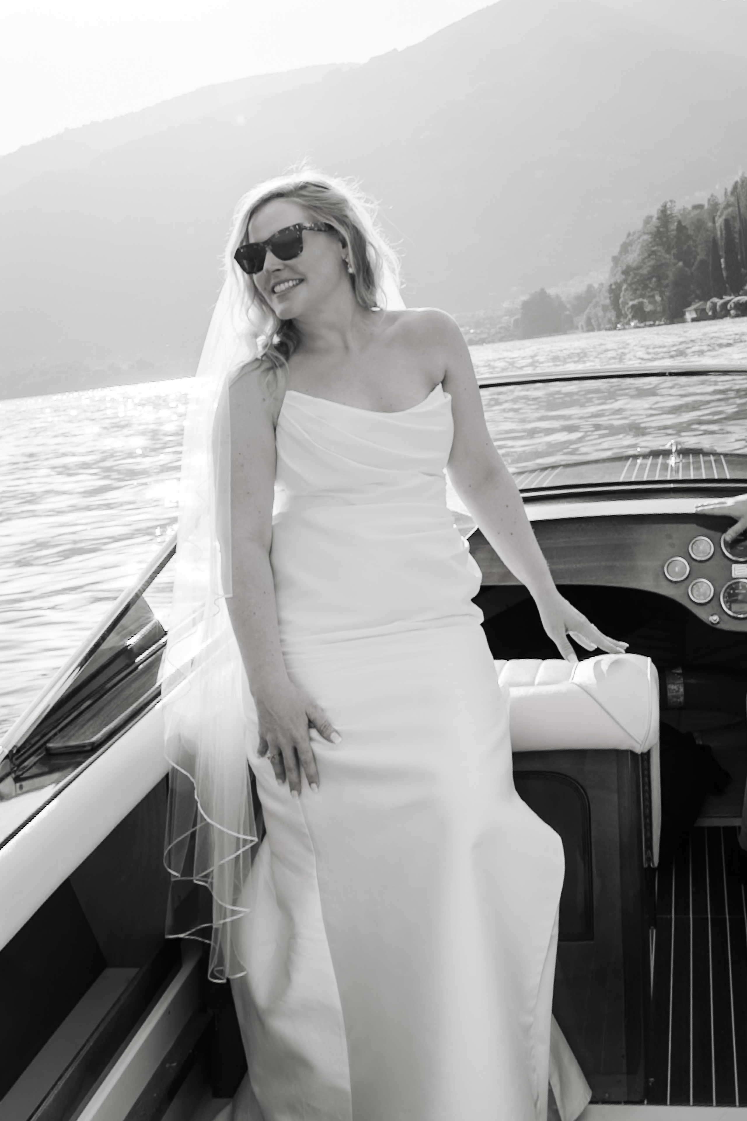 ASHLEY AND RENZO _LAKE COMO. PHOTOGRAPHER IN ITALY