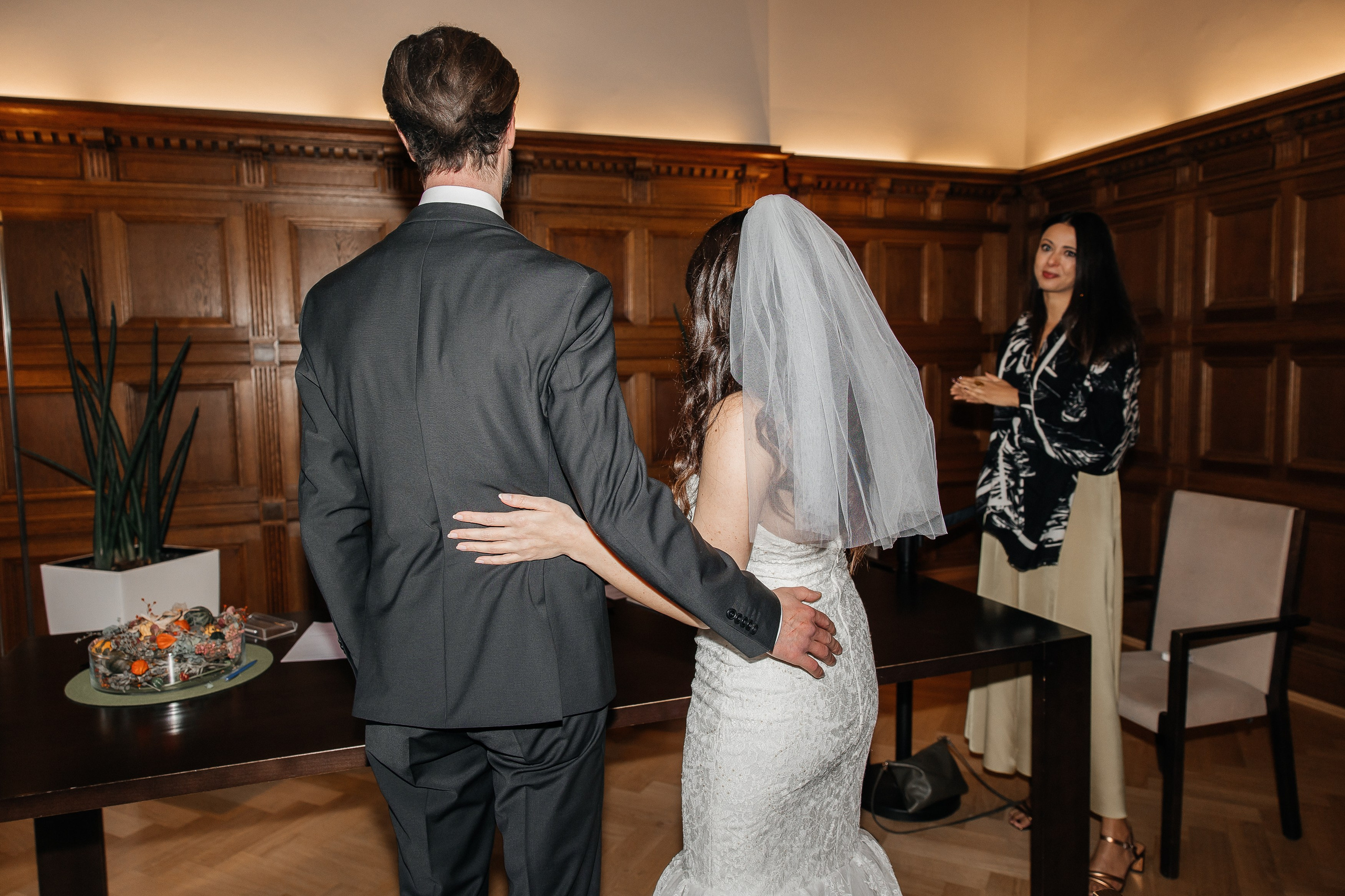 Buket & Sebastian (Düsseldorf). Familien & Hochzeitfotografin Nadja Holzmann
