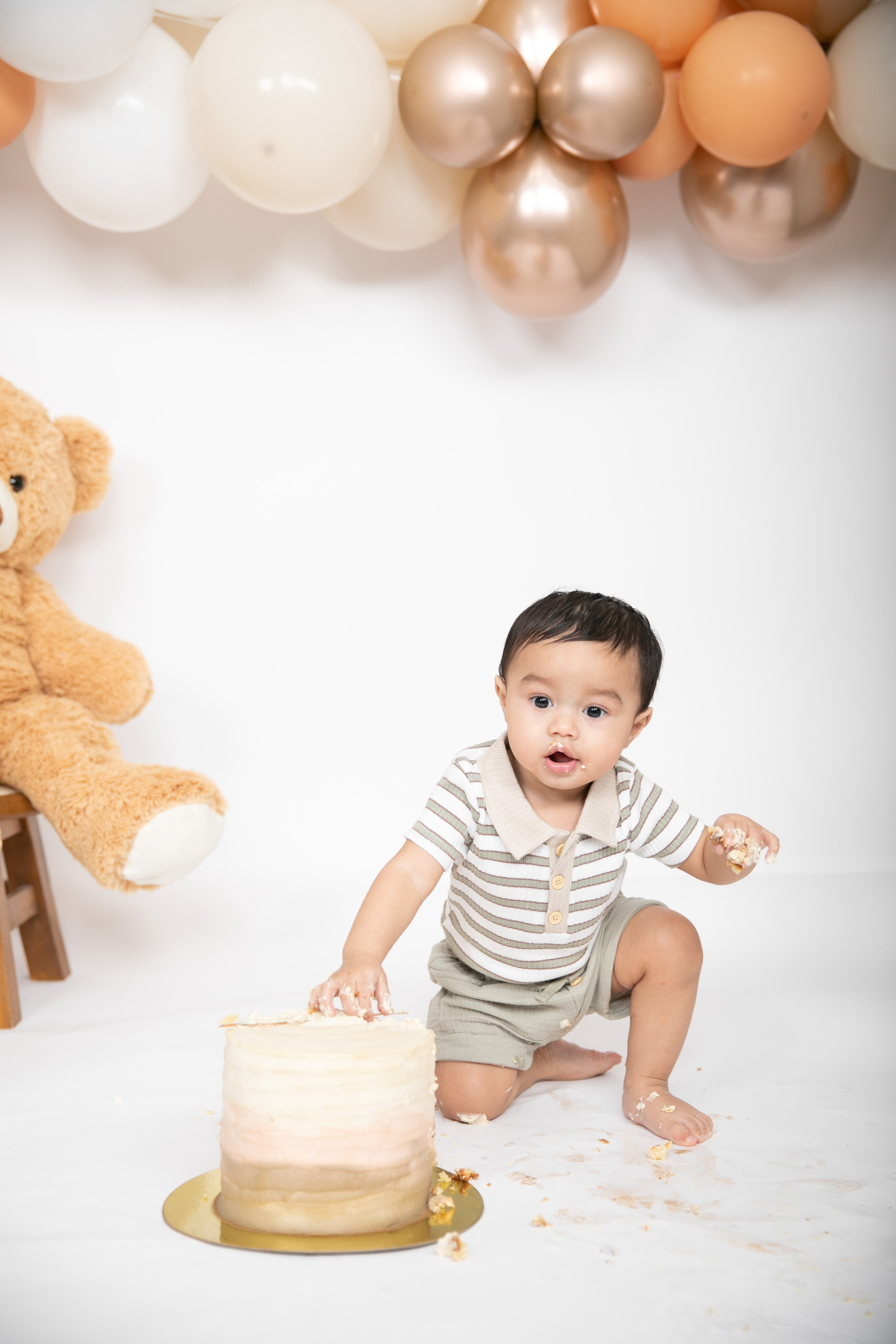 1st Cake Smash. Fotografía accesible en Calgary