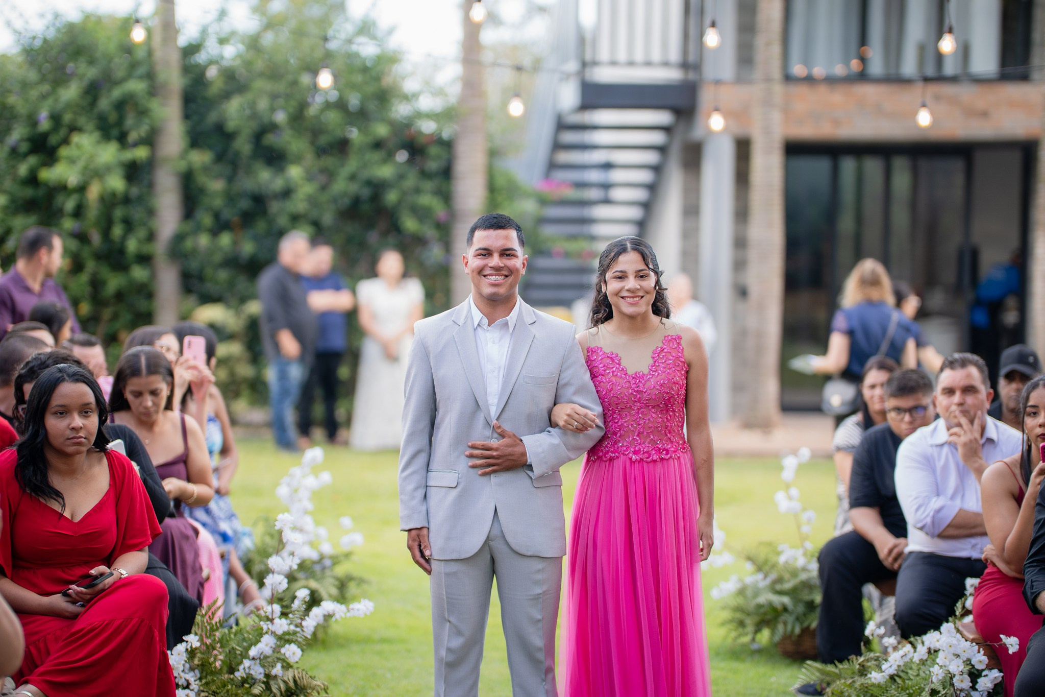 Larissa & Vinicius — Espaço Faveral / Aararaquara. Robson Colaço