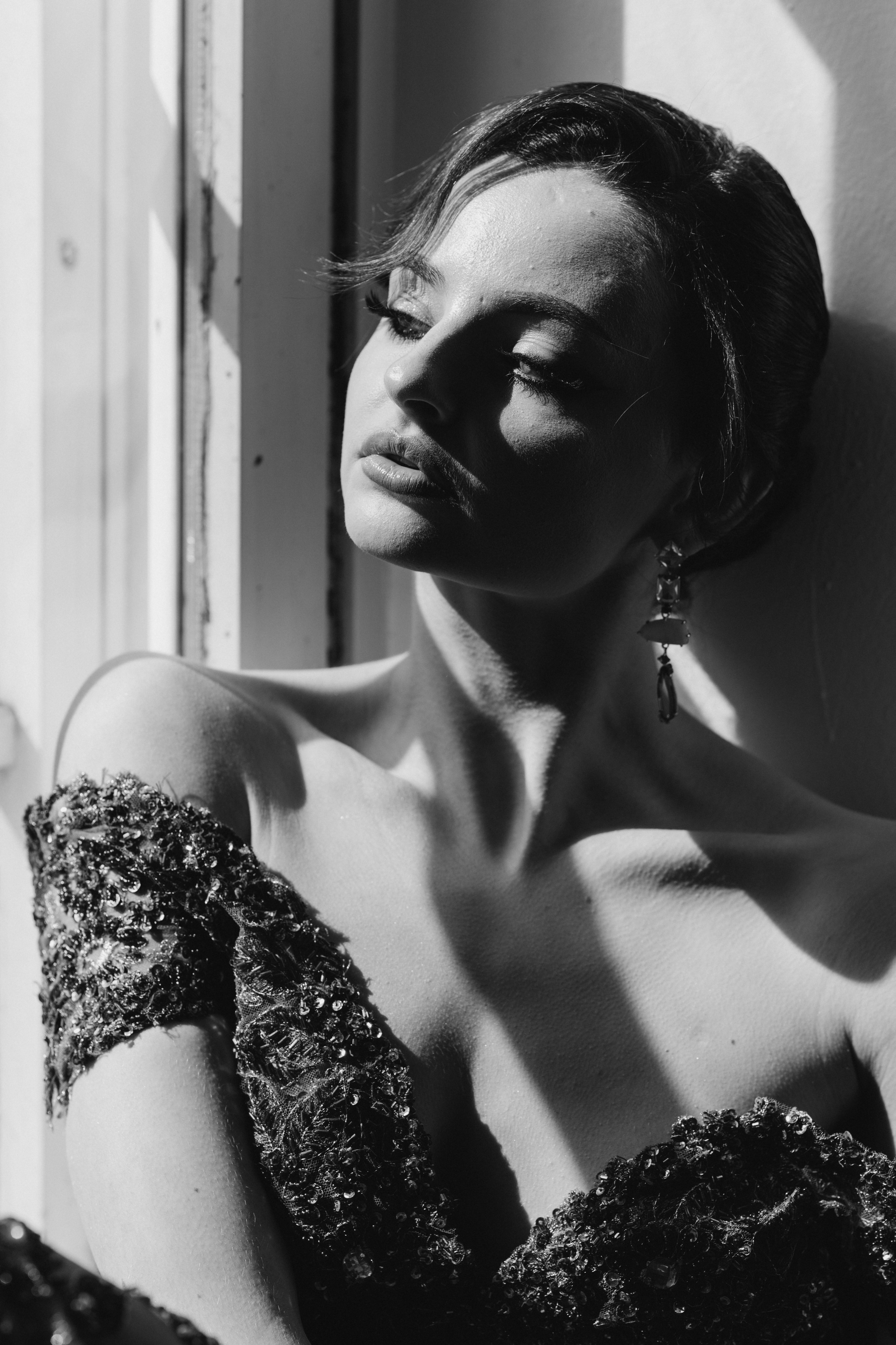 Riikka Couture, Riikka Ikäheimo, Violetta Keller, Portrait, Dancer. Wedding and potrait photographer in Helsinki Vickan O